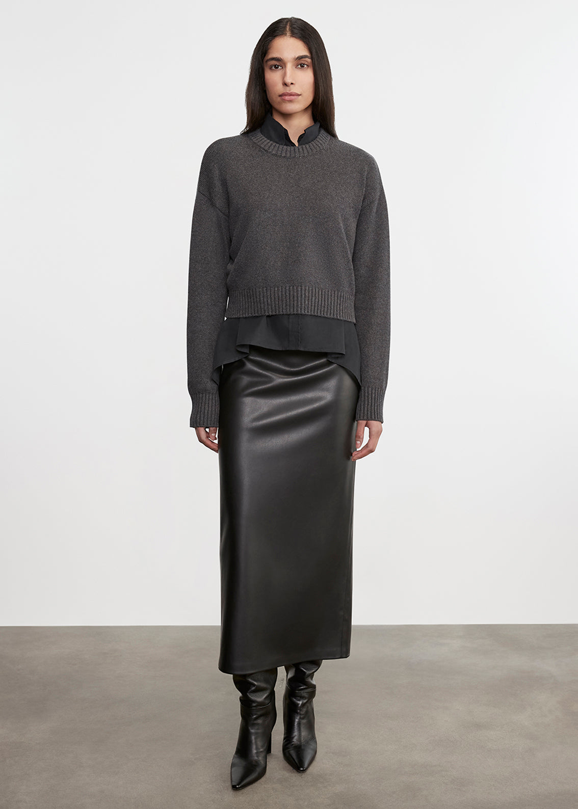 Leather Hi-Waist Curve Skirt | Black