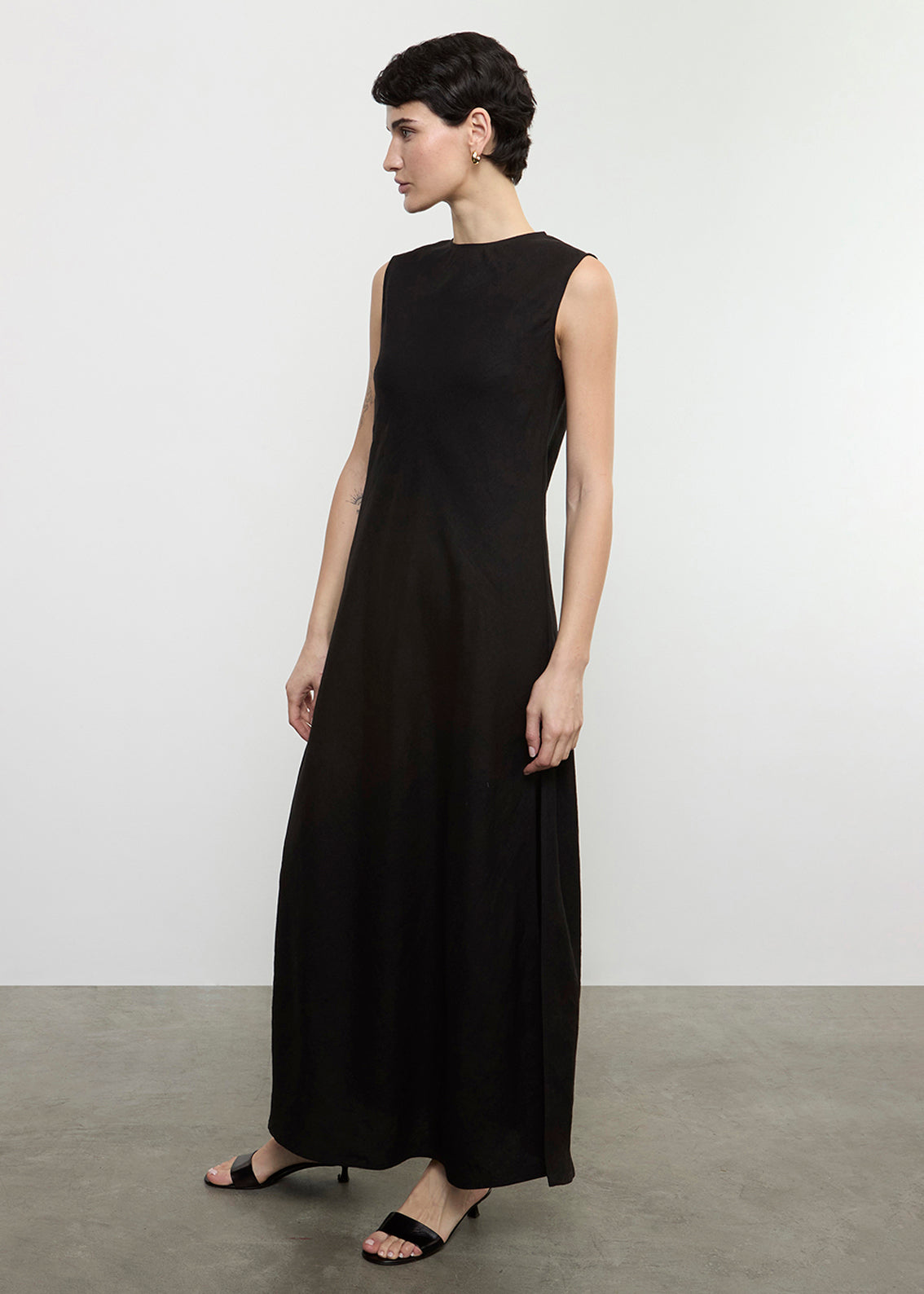 Linen Bias Sheath Dress | Black