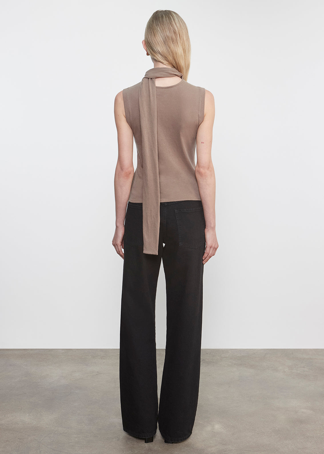 Cashmere Sleeveless Scarf Top | Walnut
