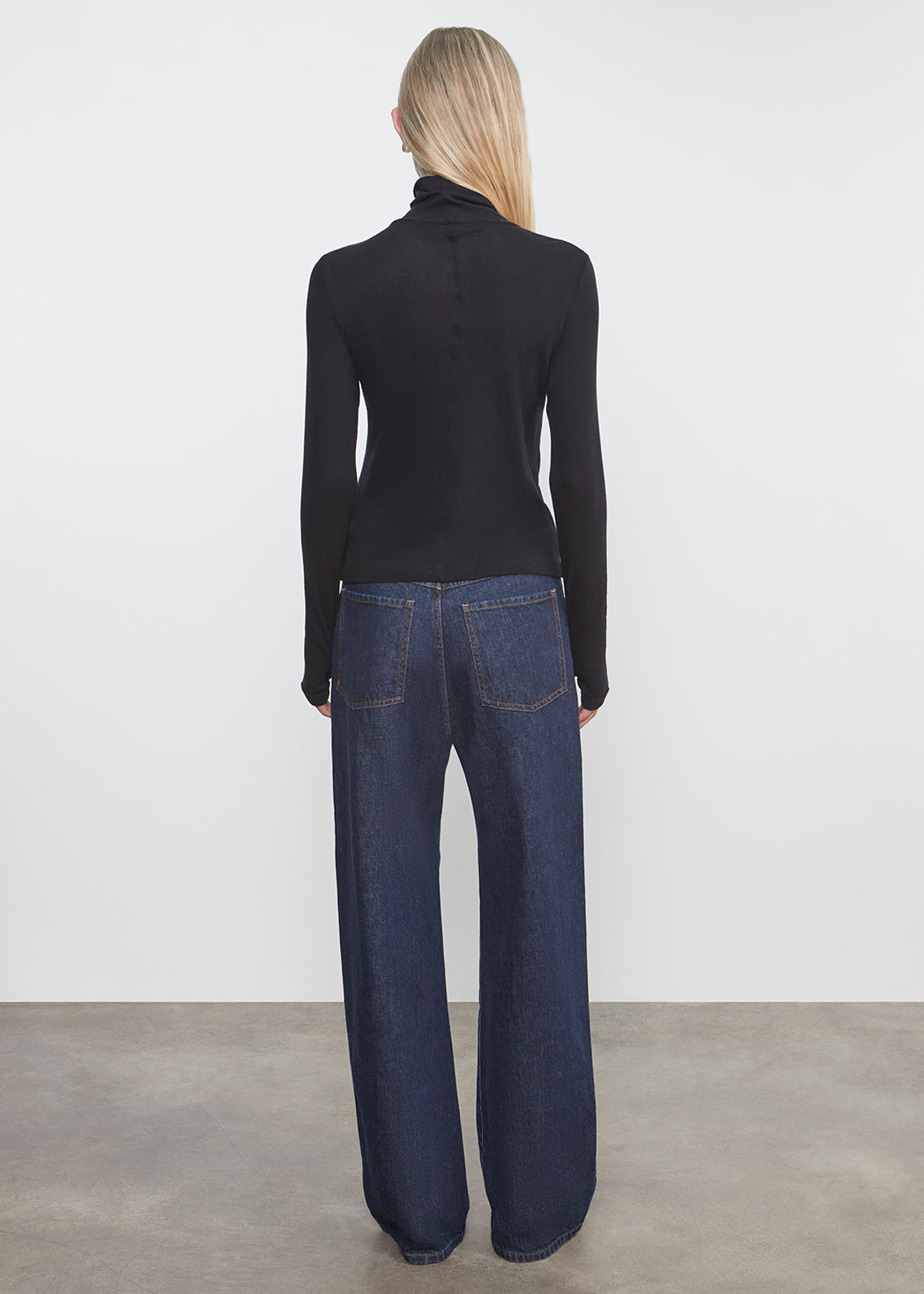 Cashmere New Classic Turtleneck | Black