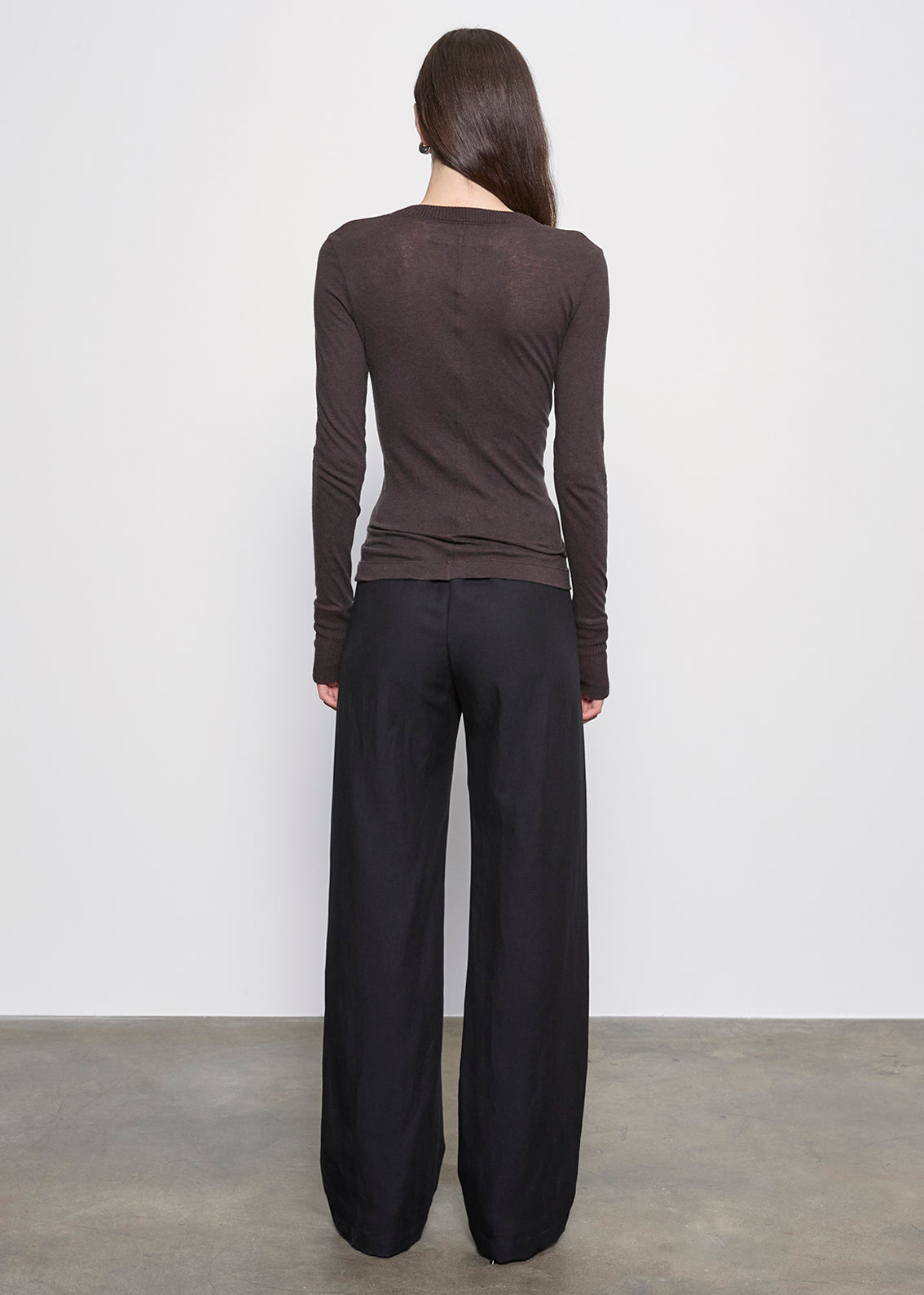 Cashmere Easy Cuffed Crew | Dark Brown