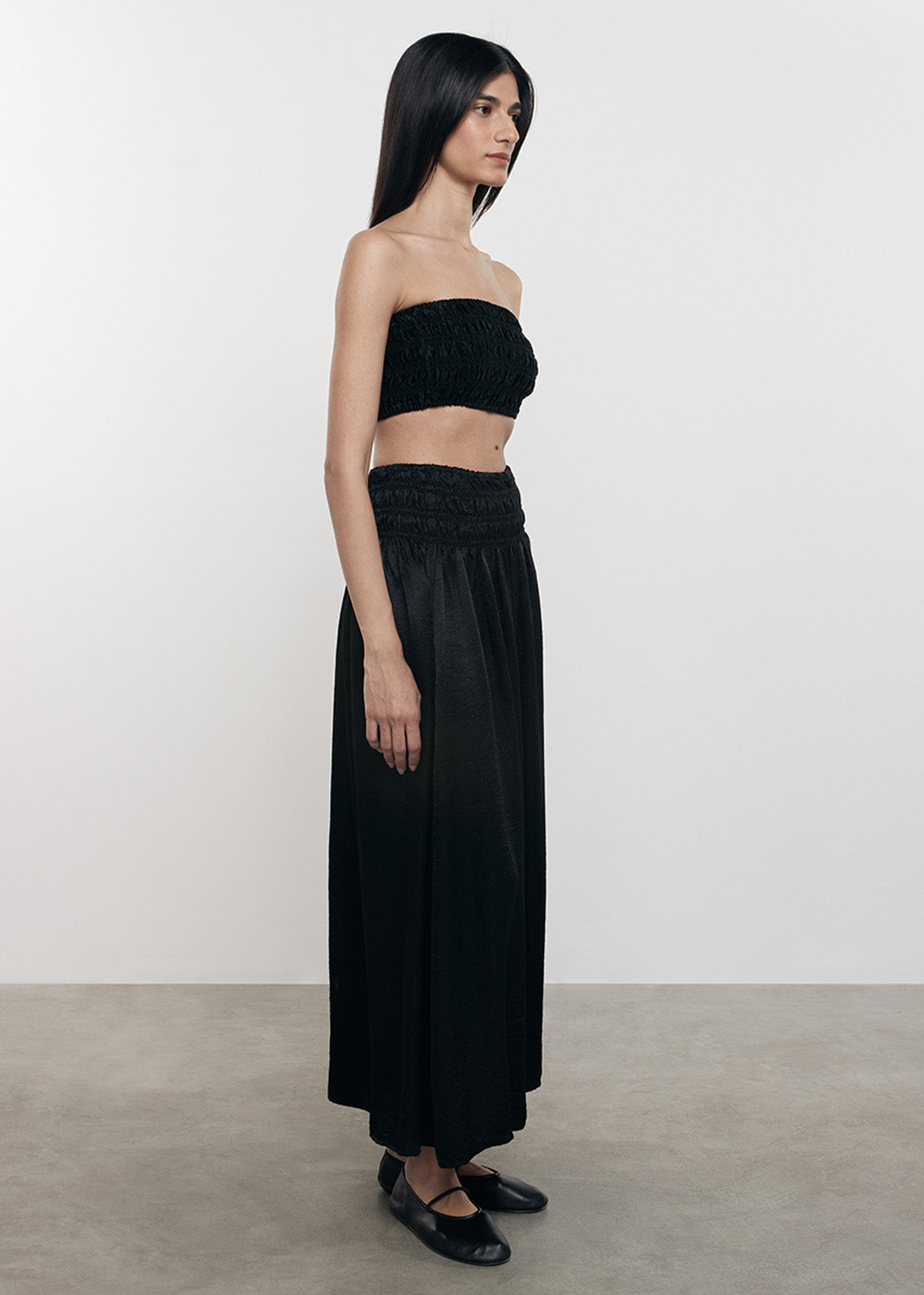 Textured Satin Smocked Skirt | Black