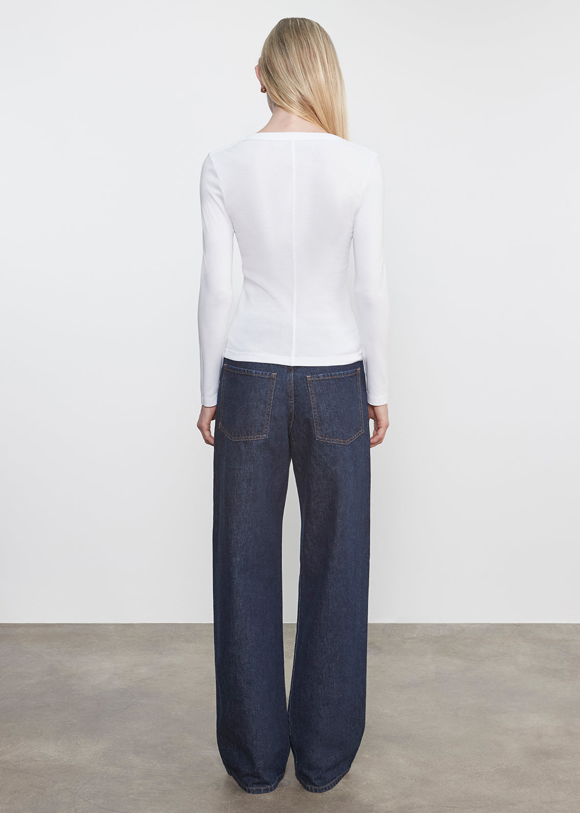 Supima Cotton New Classic L/S V-Neck | White
