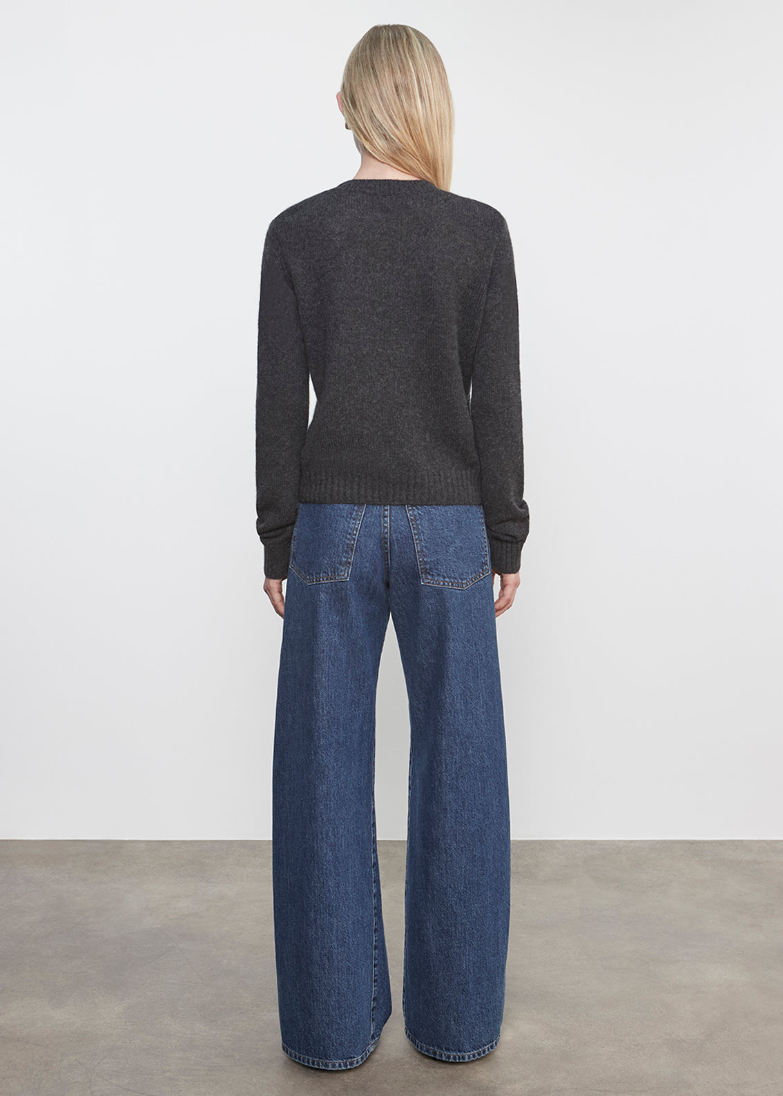 Cashmere Easy L/S Crew | Charcoal