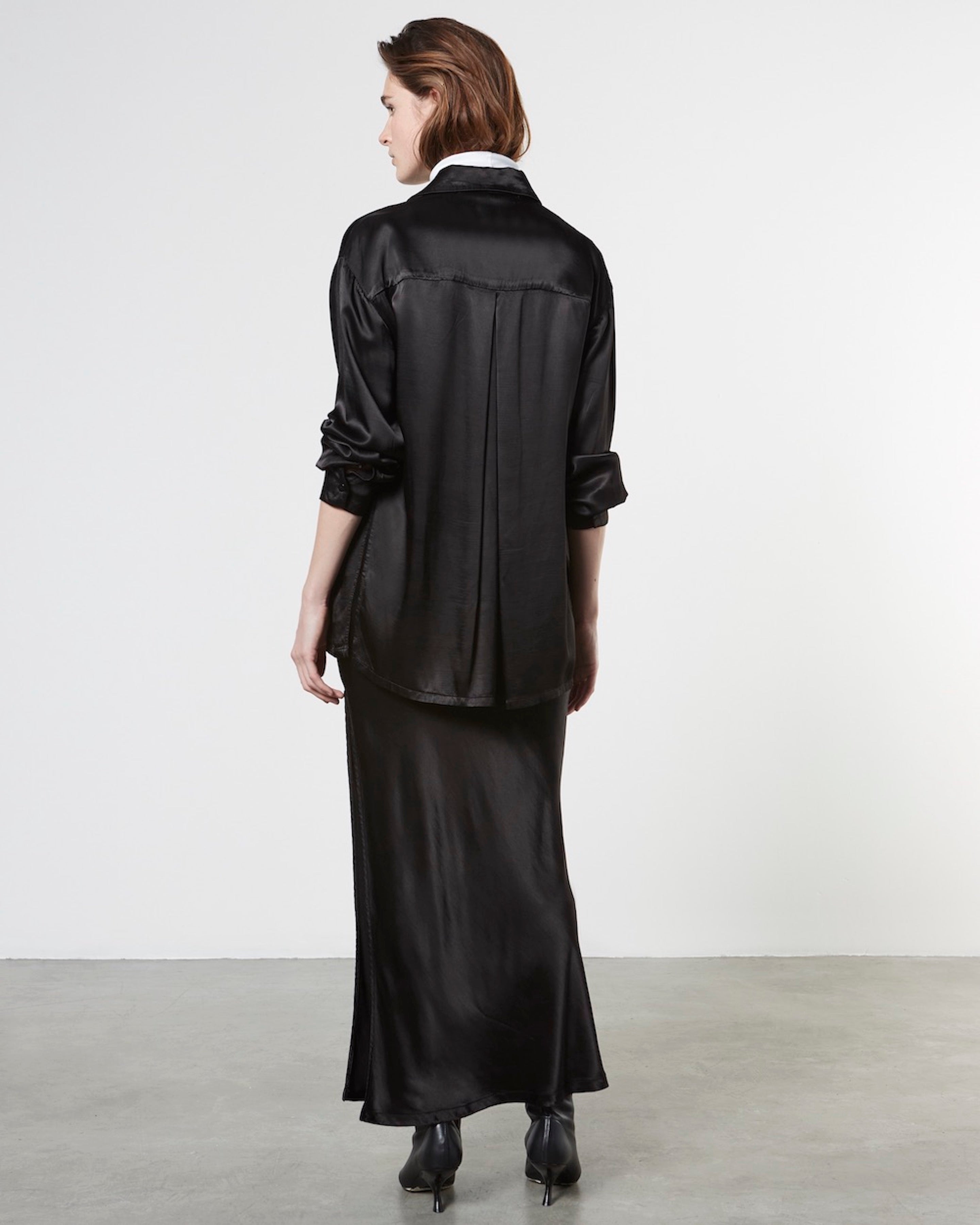 Bias Maxi Skirt | Black back 