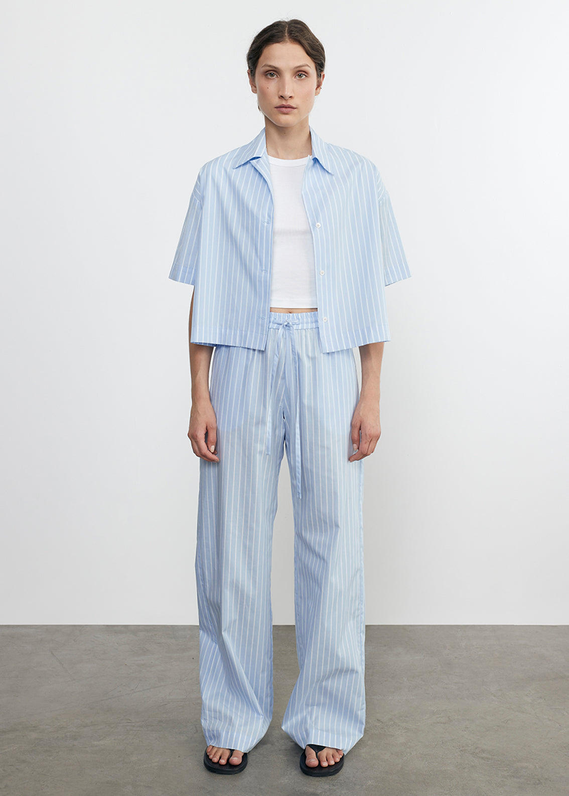 supima baby cropped tee in white