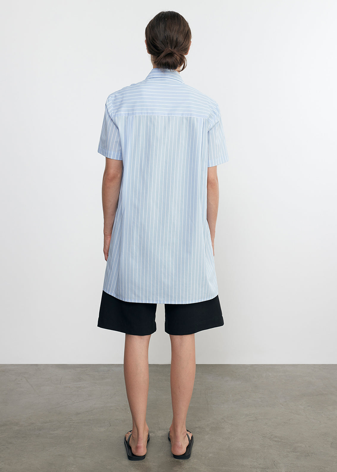 twill bermuda short in black