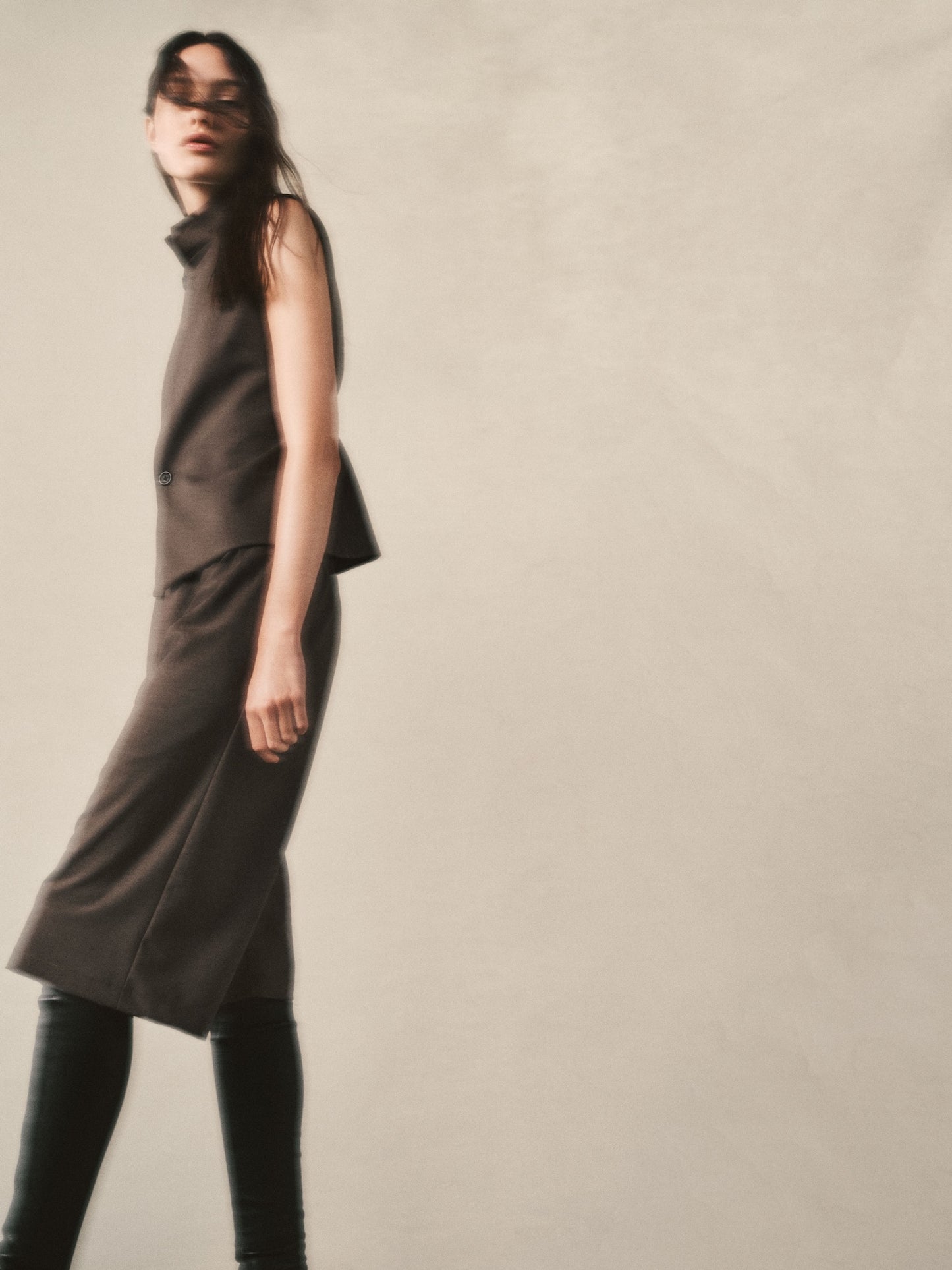 Suiting Hi-Neck Vest | Brown Heather