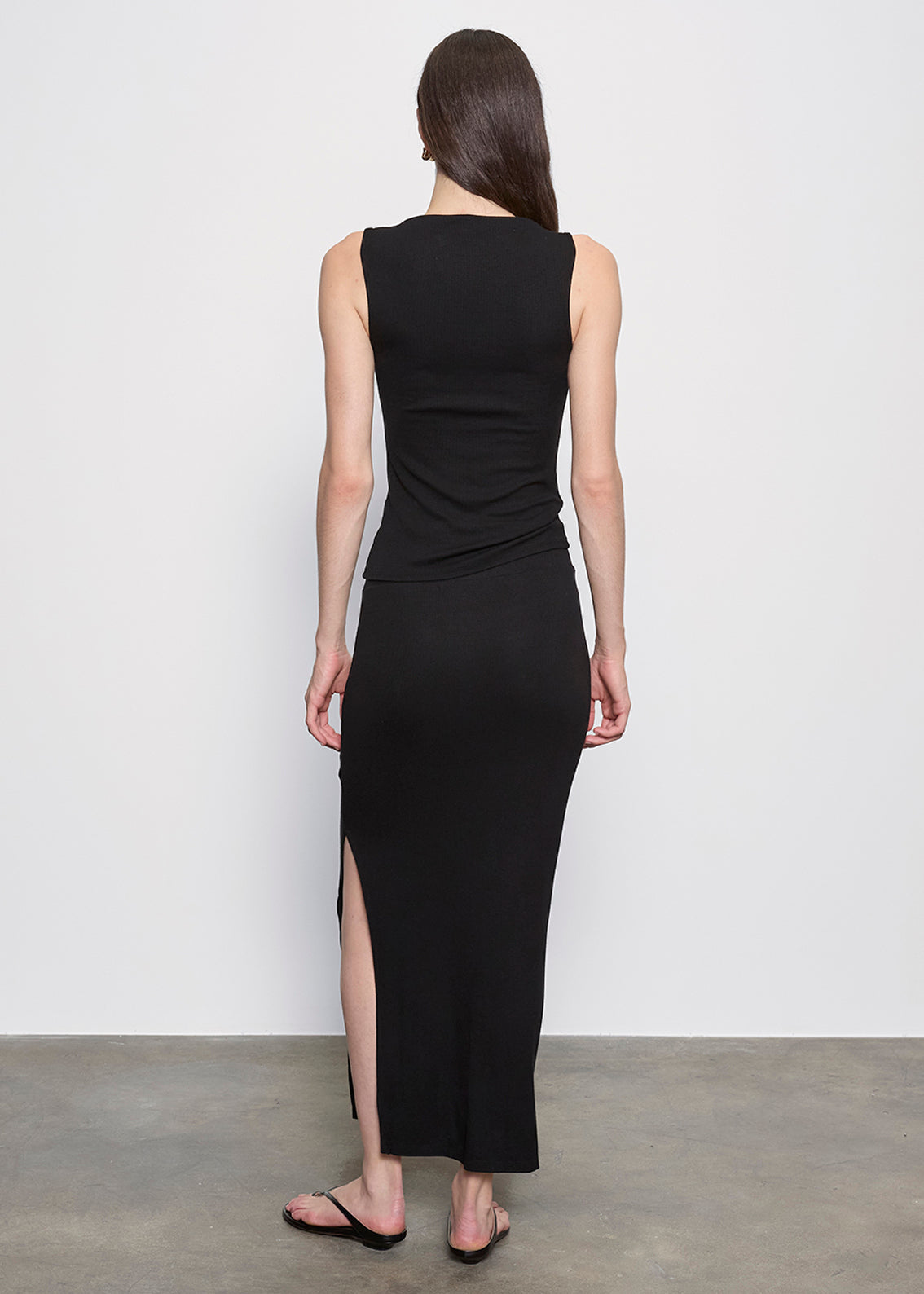 Silk Rib Sleeveless Boatneck | Black