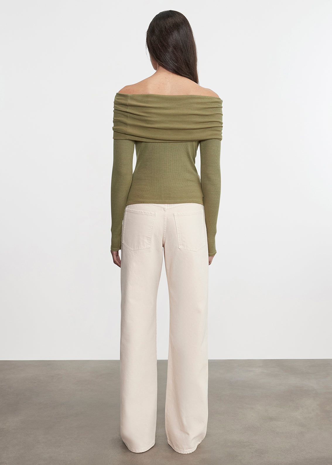 Silk Rib L/S Off-Shoulder Top | Olive Stone