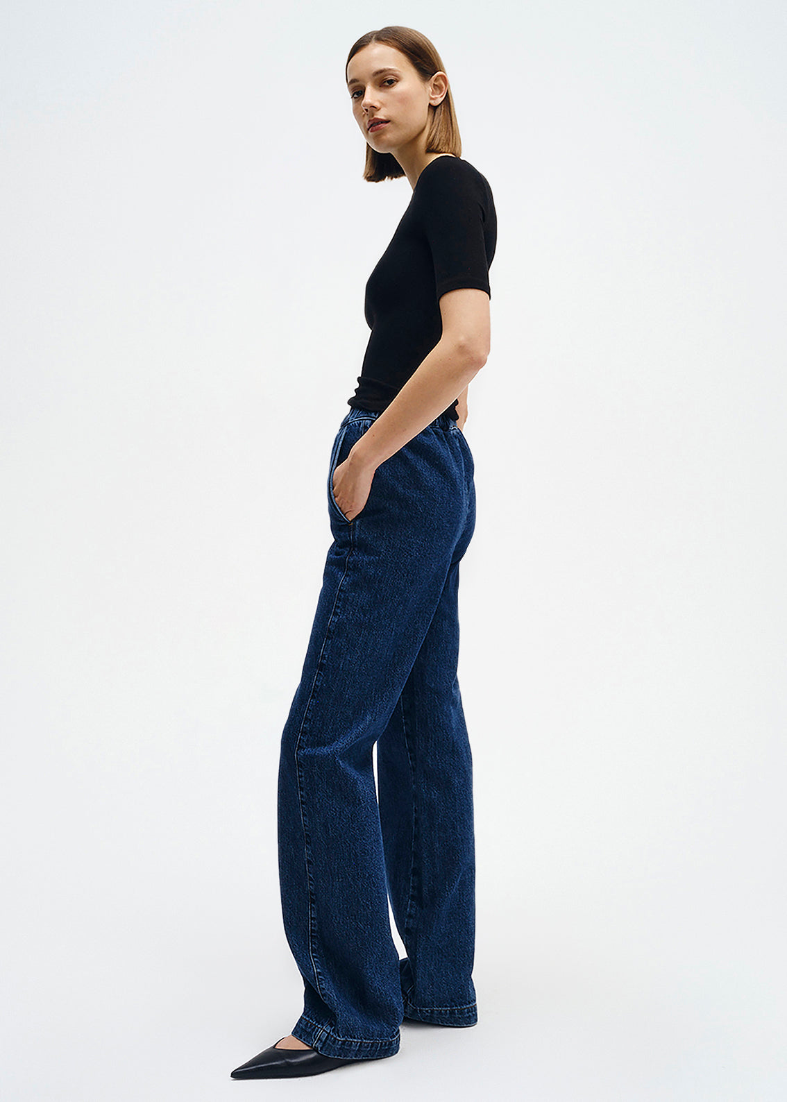 Silk Rib Fitted Half Sleeve Crew | Black