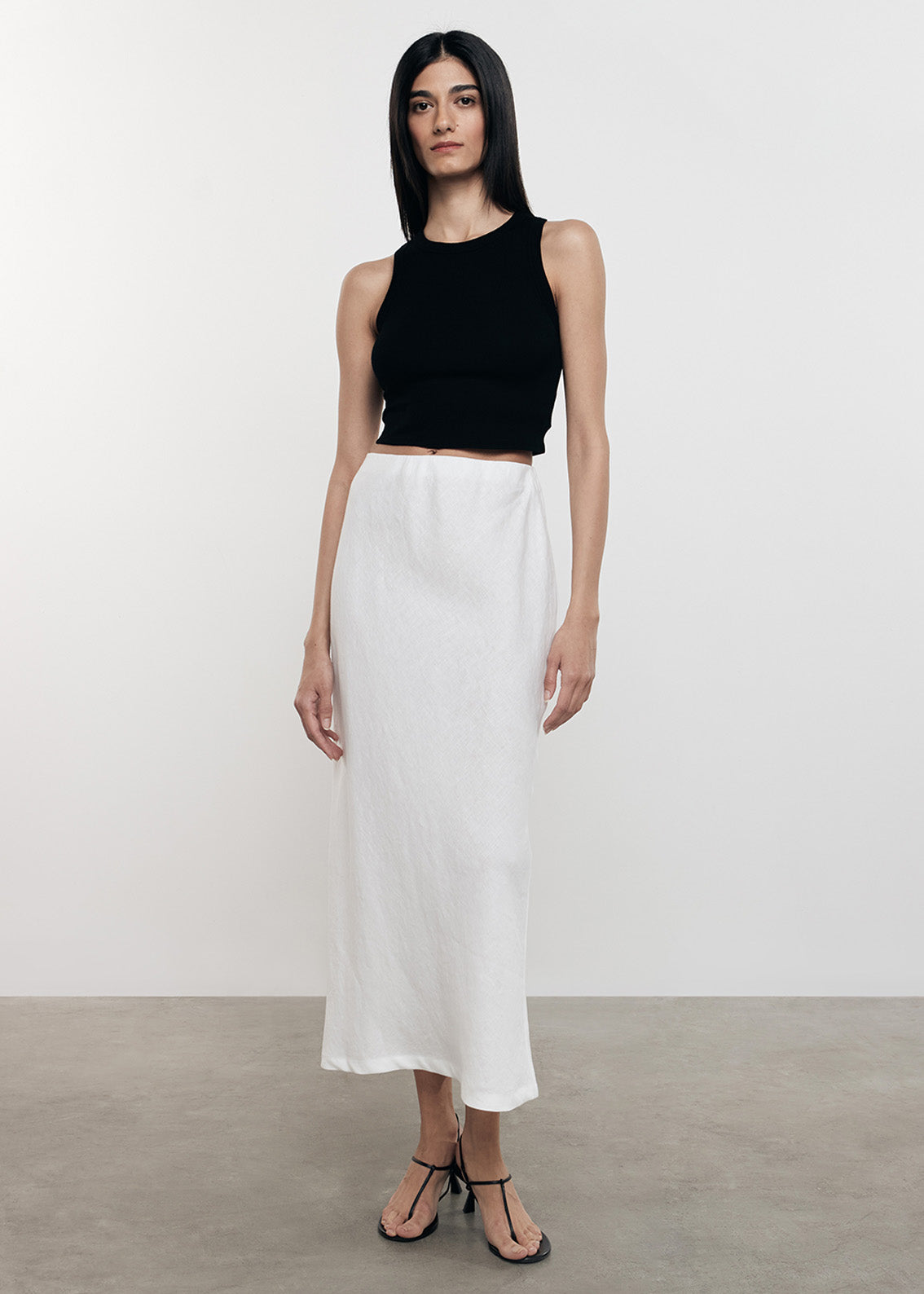 Silk Rib Cropped Tank | Black
