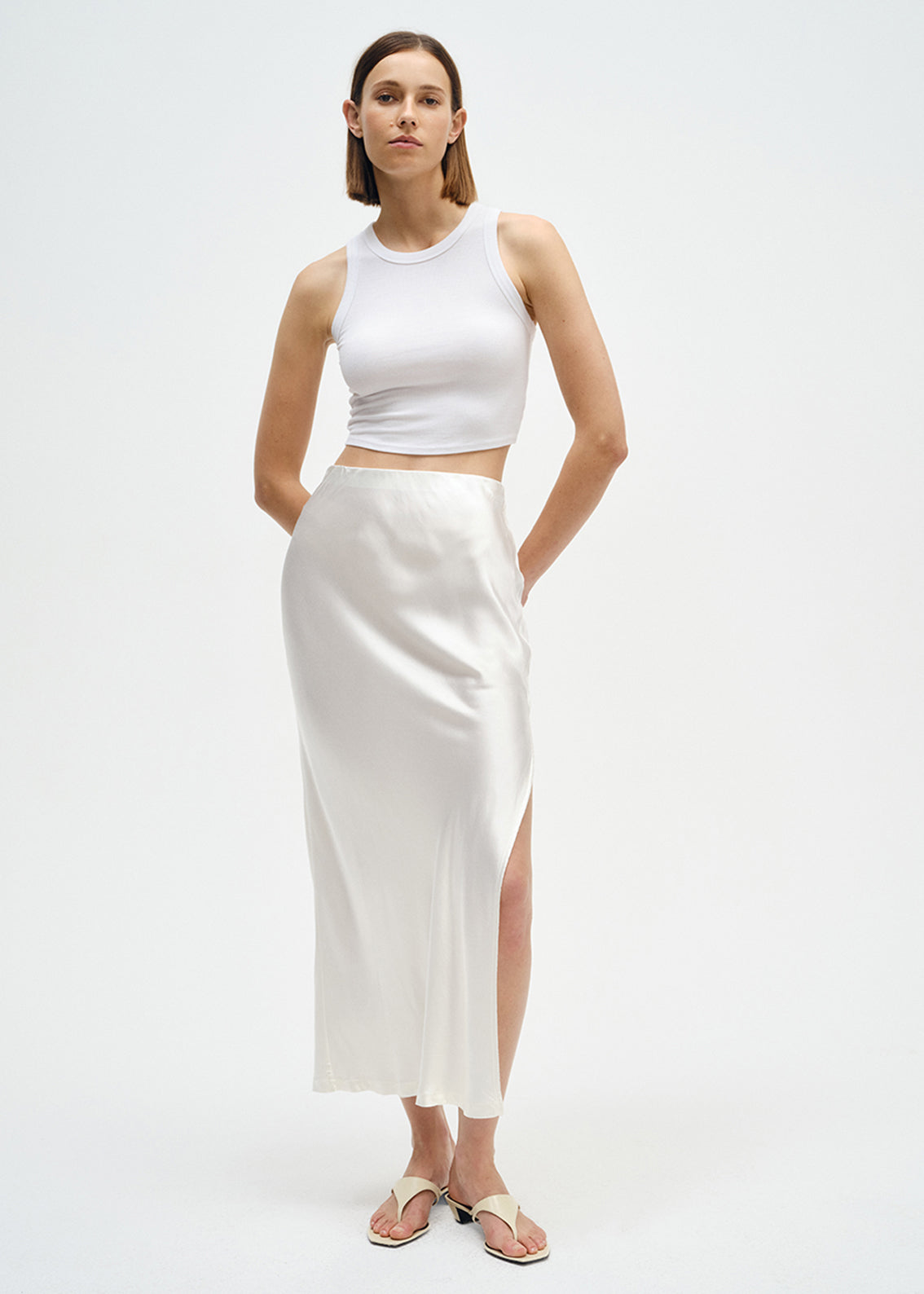 Silk Rib Cropped Tank | White