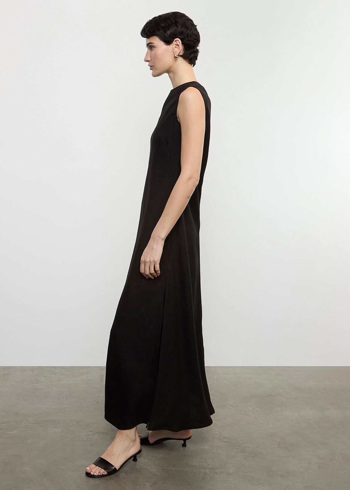 Linen Bias Sheath Dress | Black