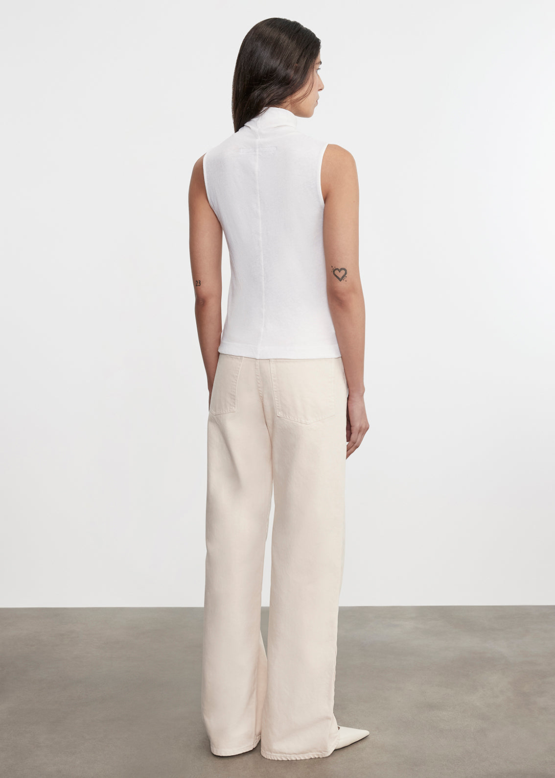 Relaxed Straight Leg Jean | Beige