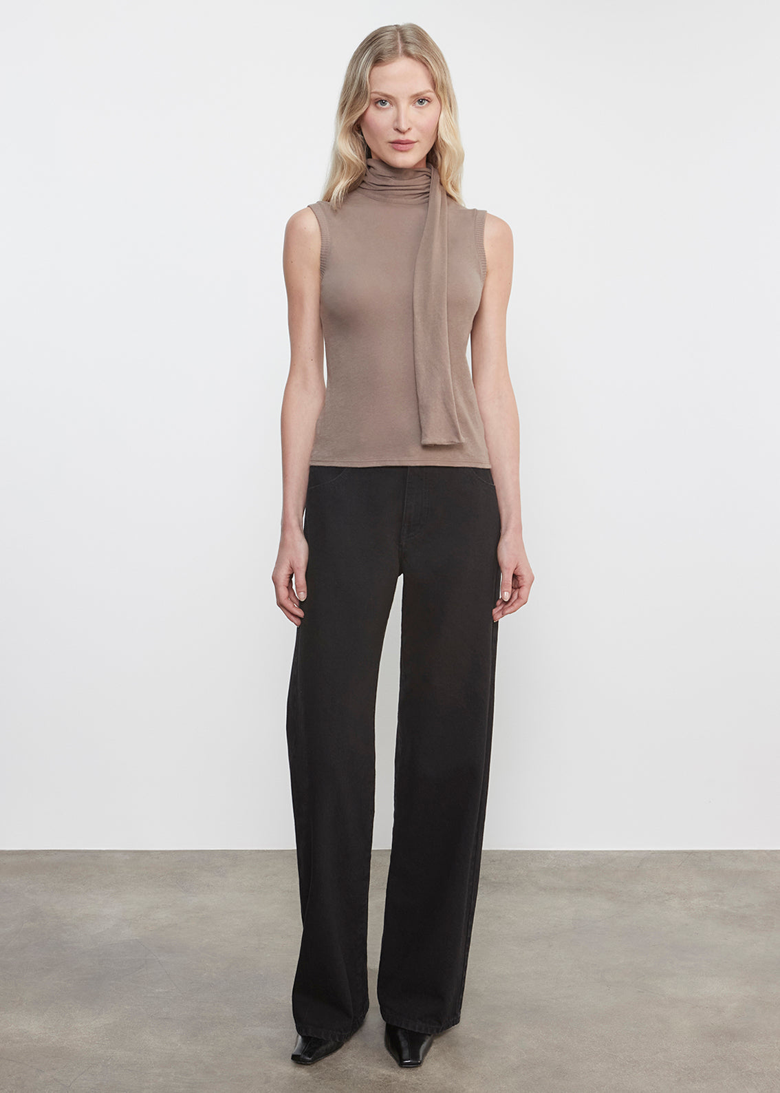 Cashmere Sleeveless Scarf Top | Walnut