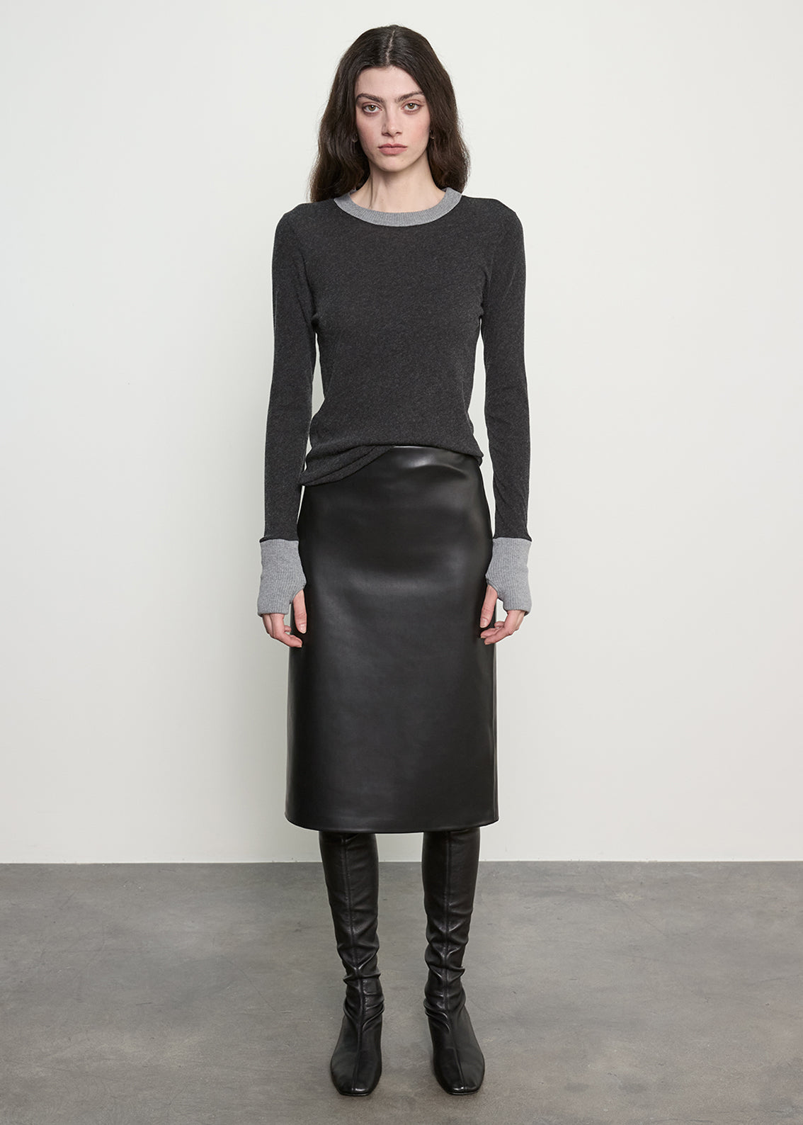 Leather Minimal Skirt | Black