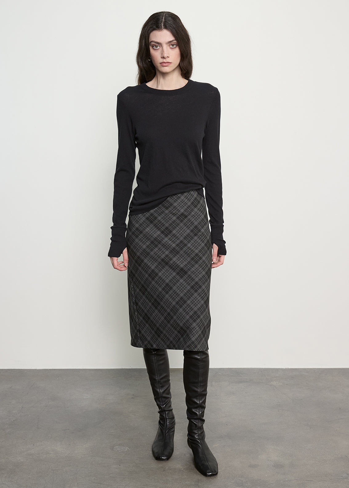 Cashmere Easy Cuffed Crew | Black