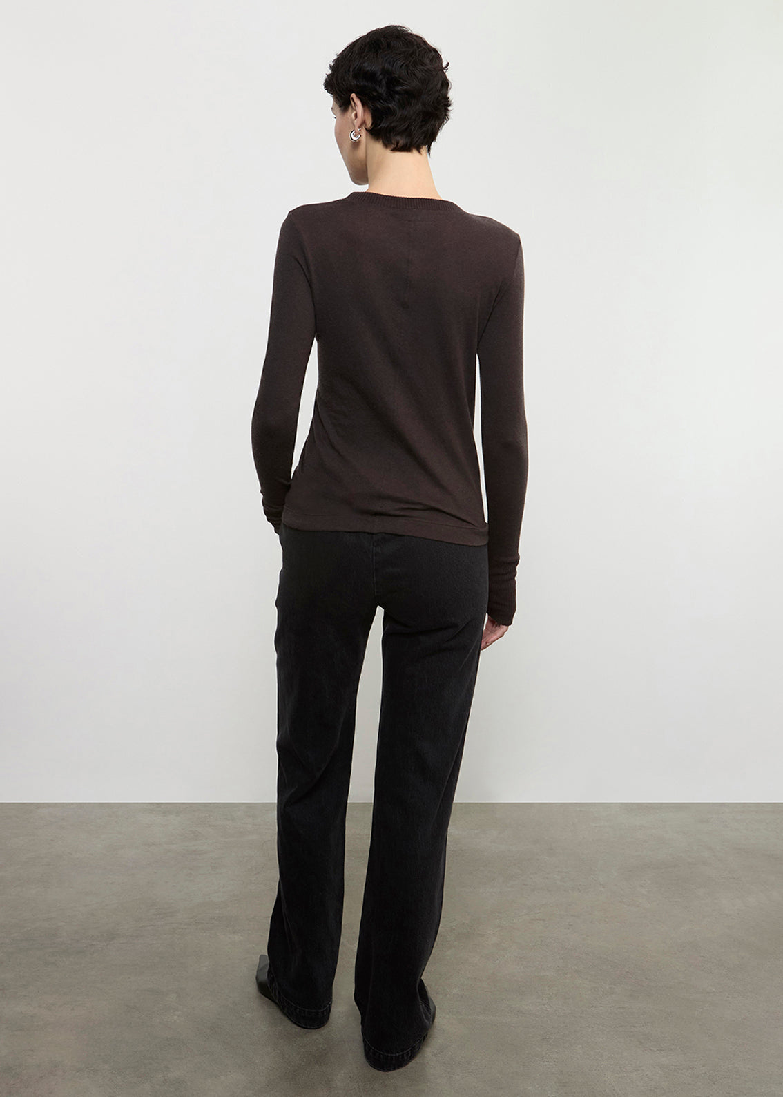 Cashmere Easy Cuffed Crew | Dark Brown