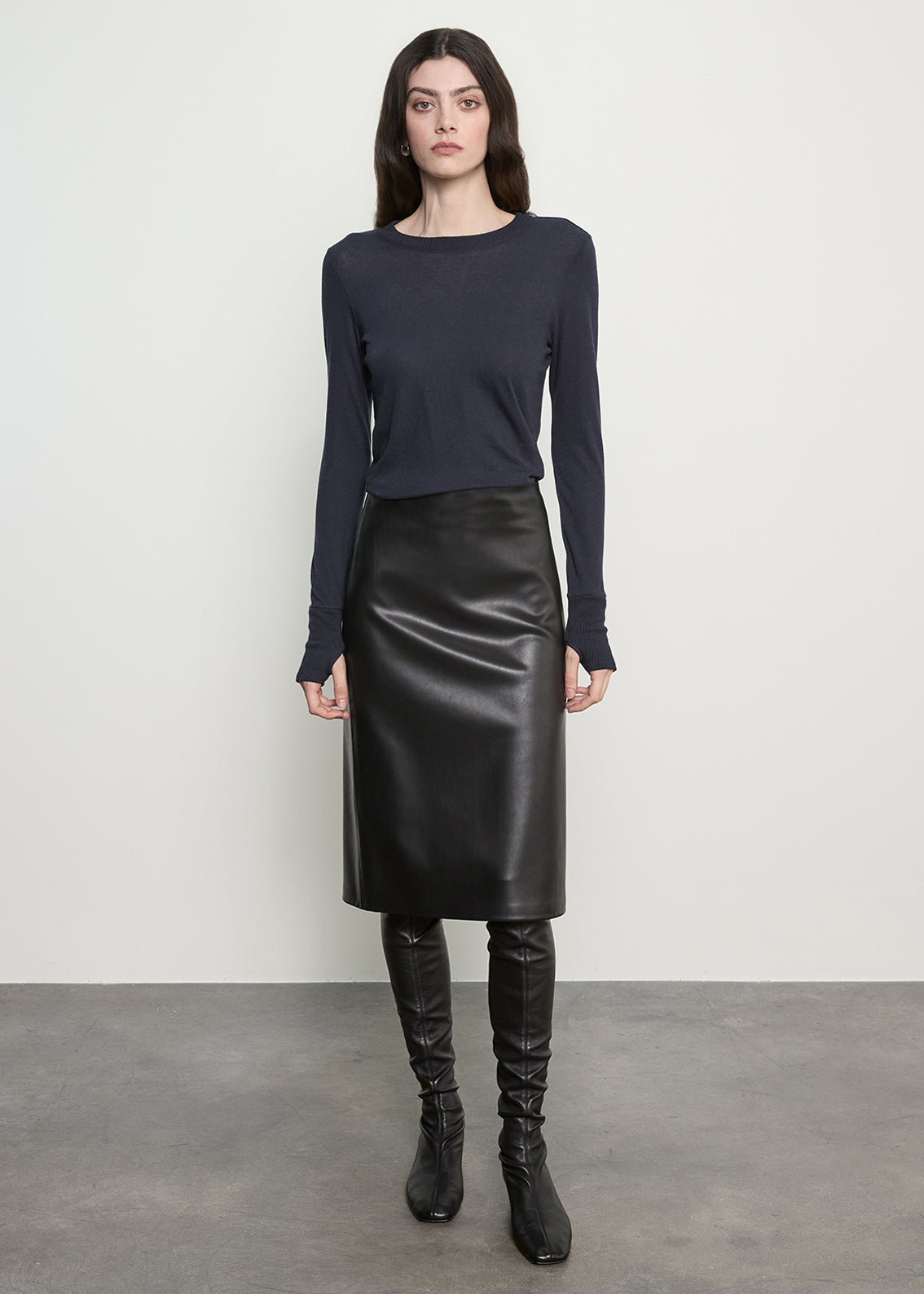 Fine Cashmere Jersey Easy Cuffed Crew | Ink