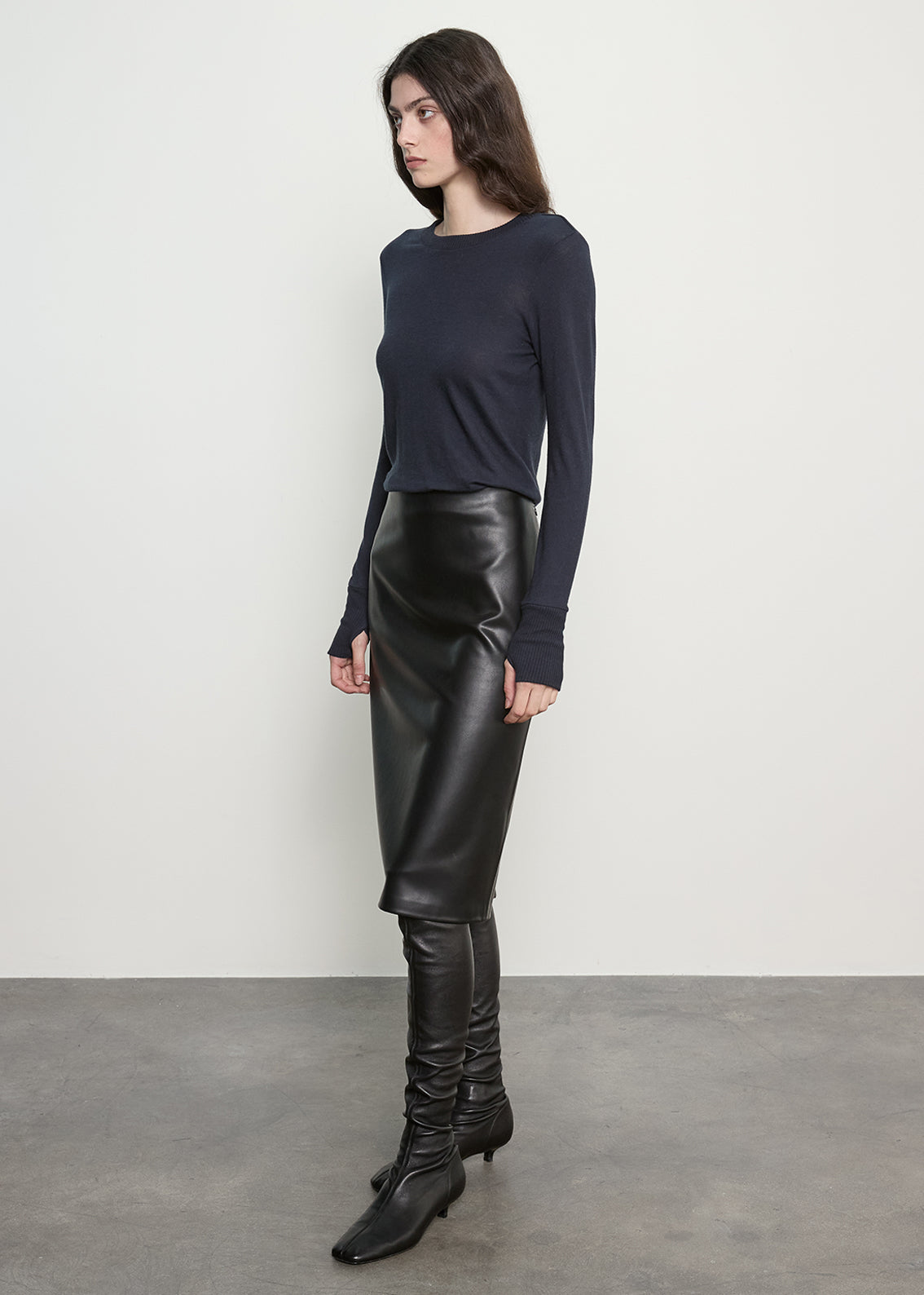 Fine Cashmere Jersey Easy Cuffed Crew | Ink