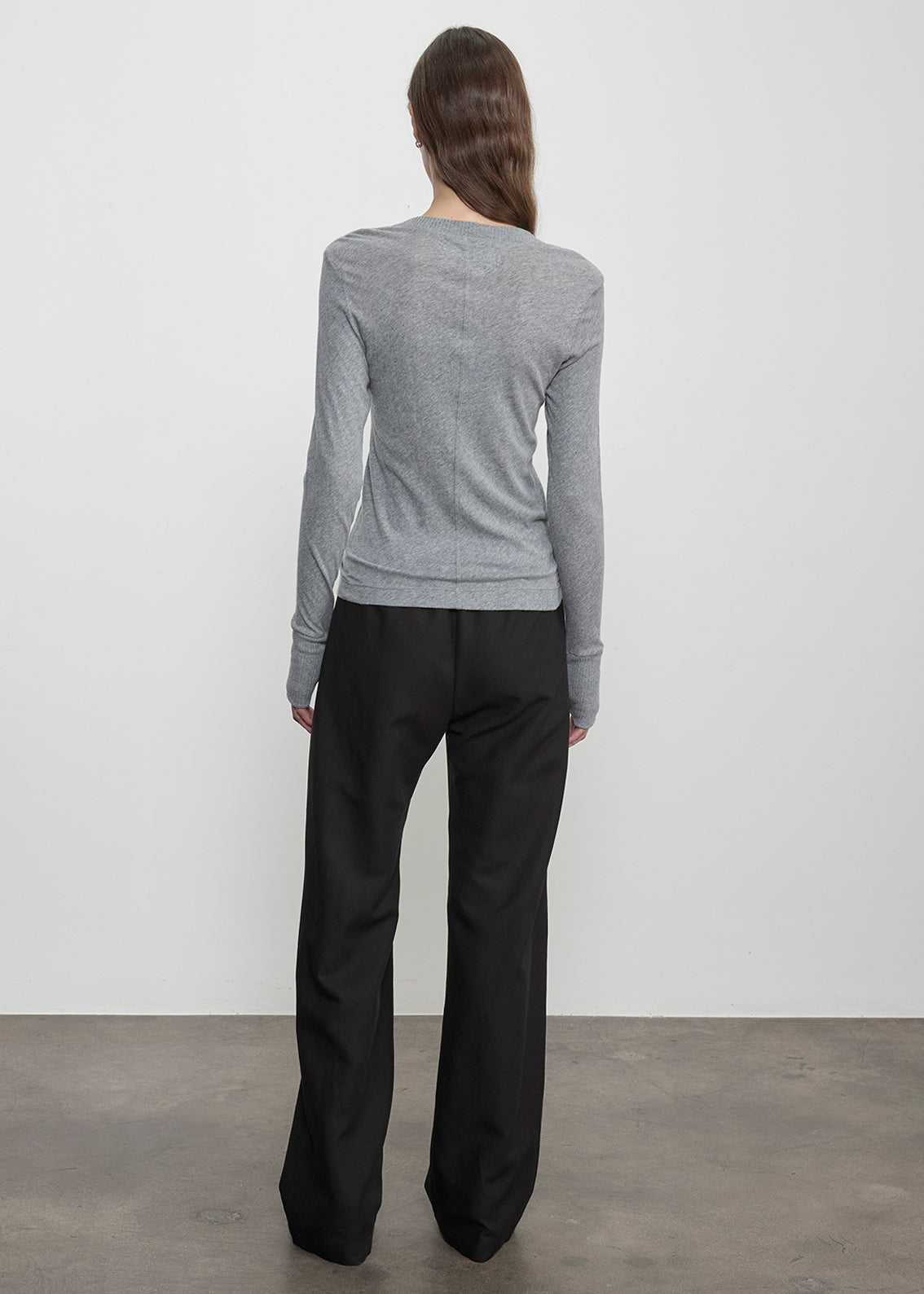 Fine Cashmere Jersey Easy Cuffed Crew | Smoke