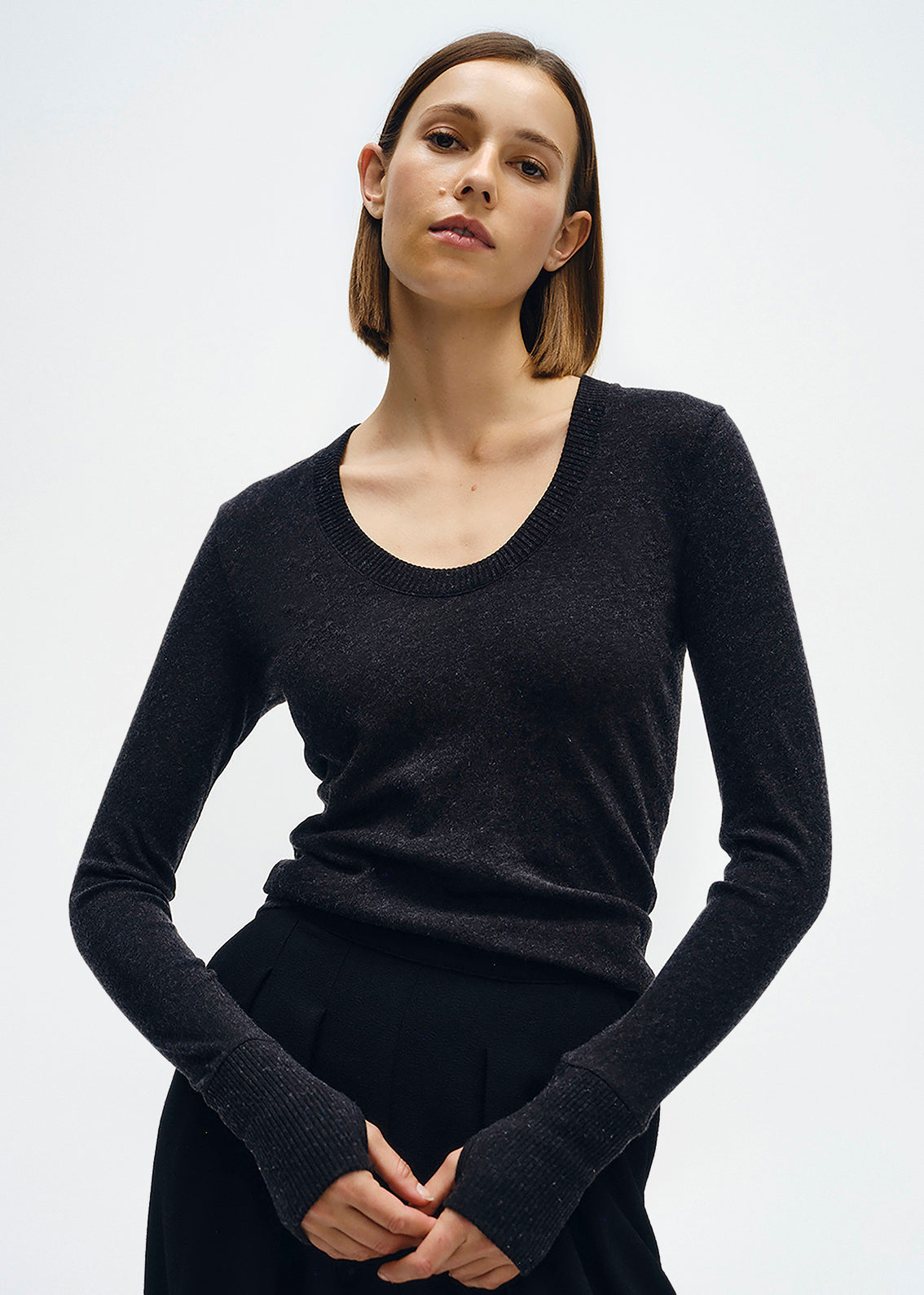 Cashmere Easy Cuffed U | Charcoal