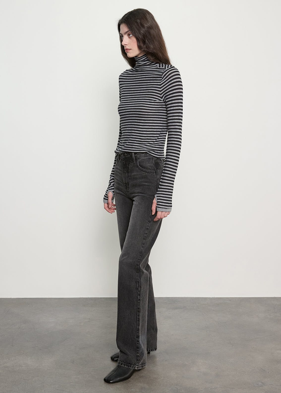 Cashmere New Classic Turtleneck in Mini Stripe | Smoke/Black