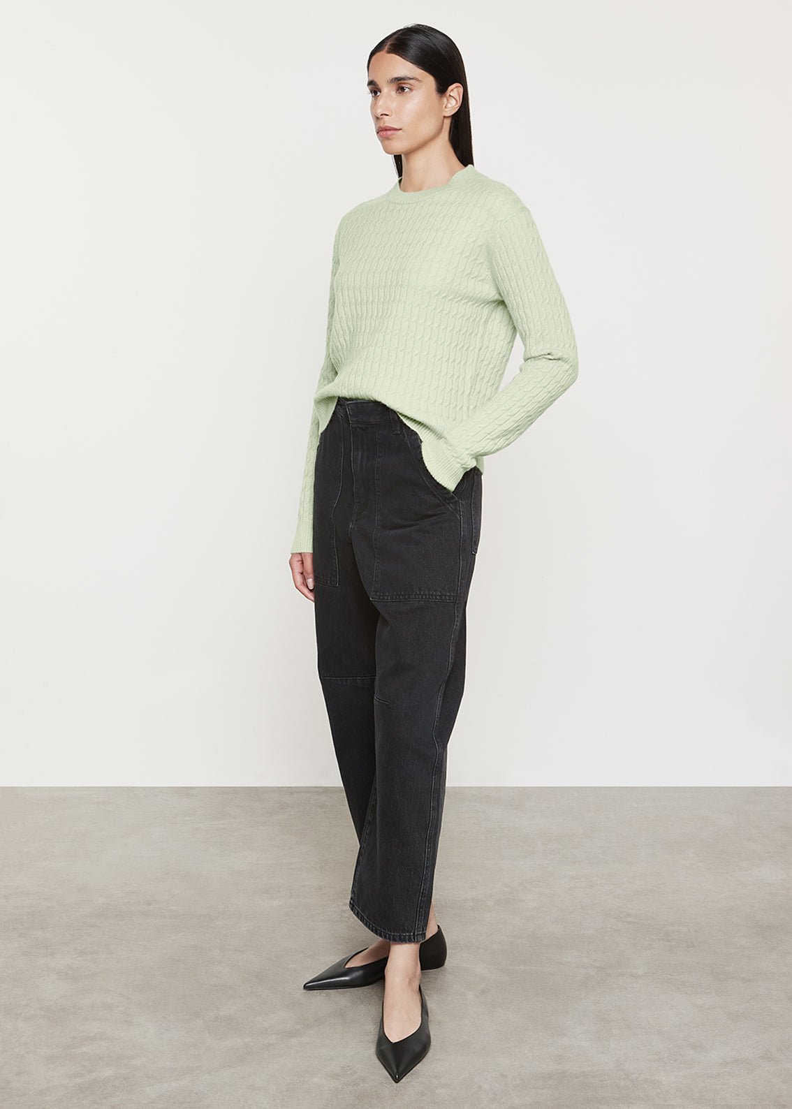 Powder Cashmere Cable Knitted Crew | Sage