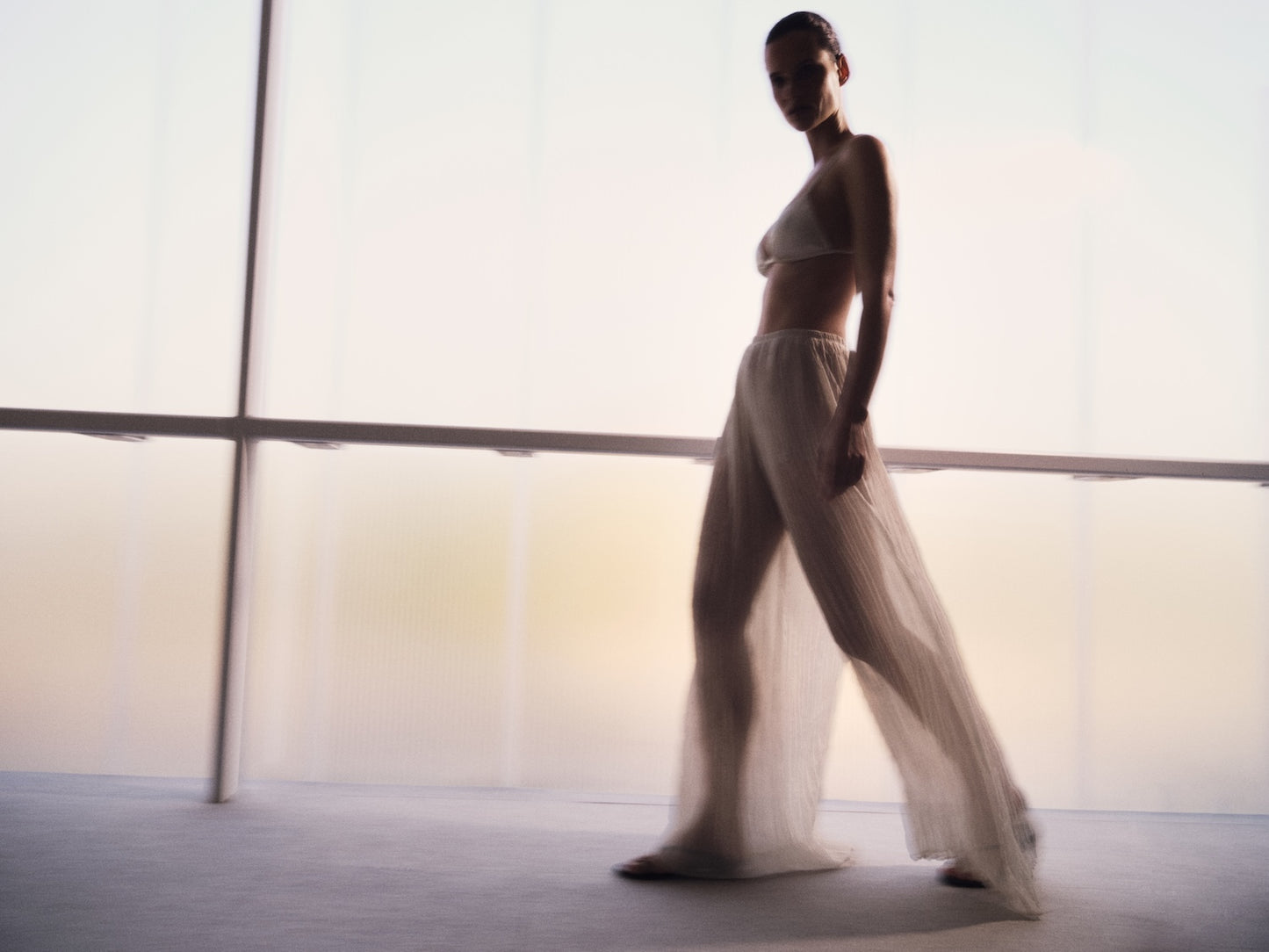 Plisse Palazzo Pant | Champagne