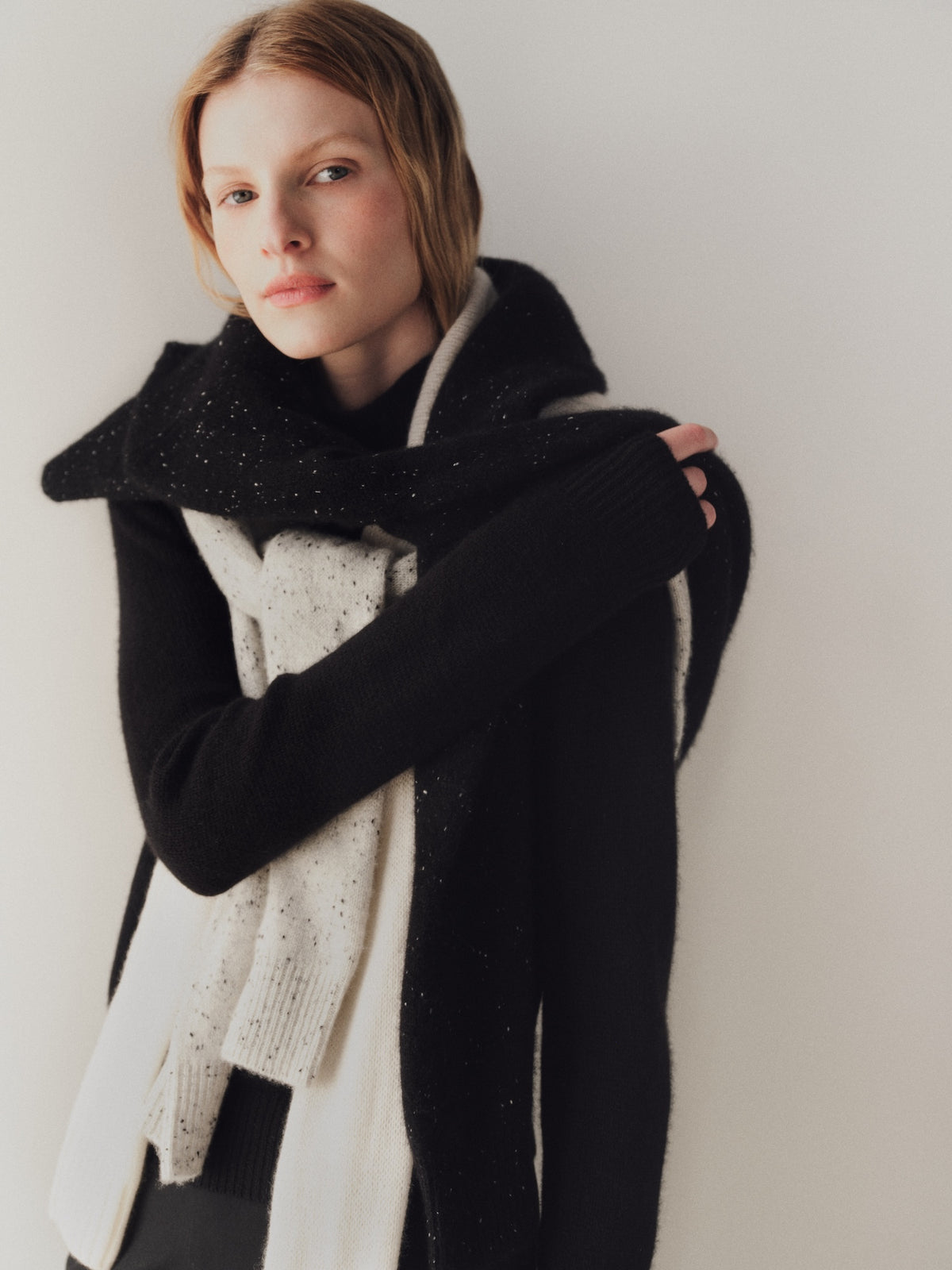 Donegal Cashmere Highneck | Black Speckle