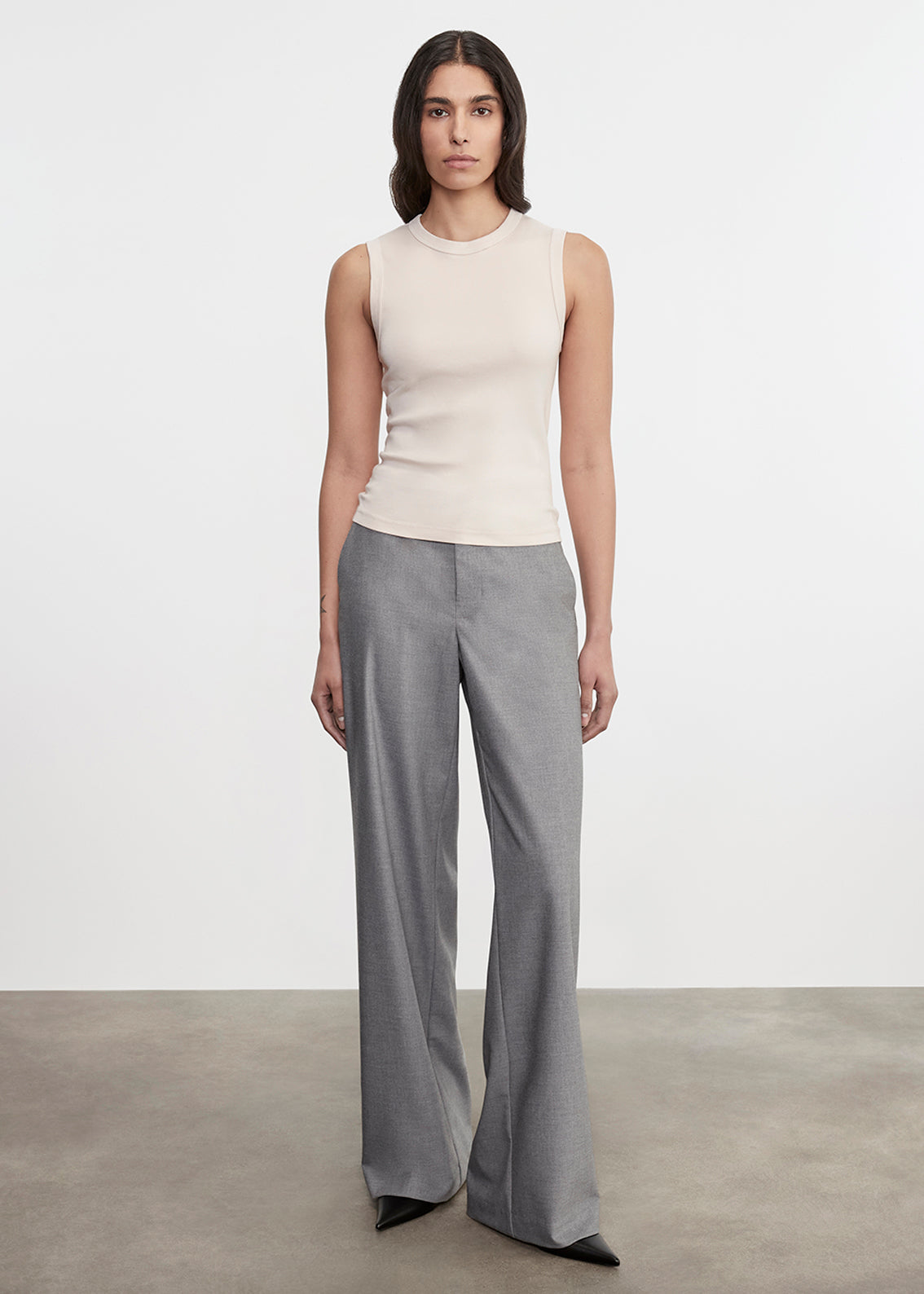 Supima Cotton New Classic Sleeveless Tee |Parchment
