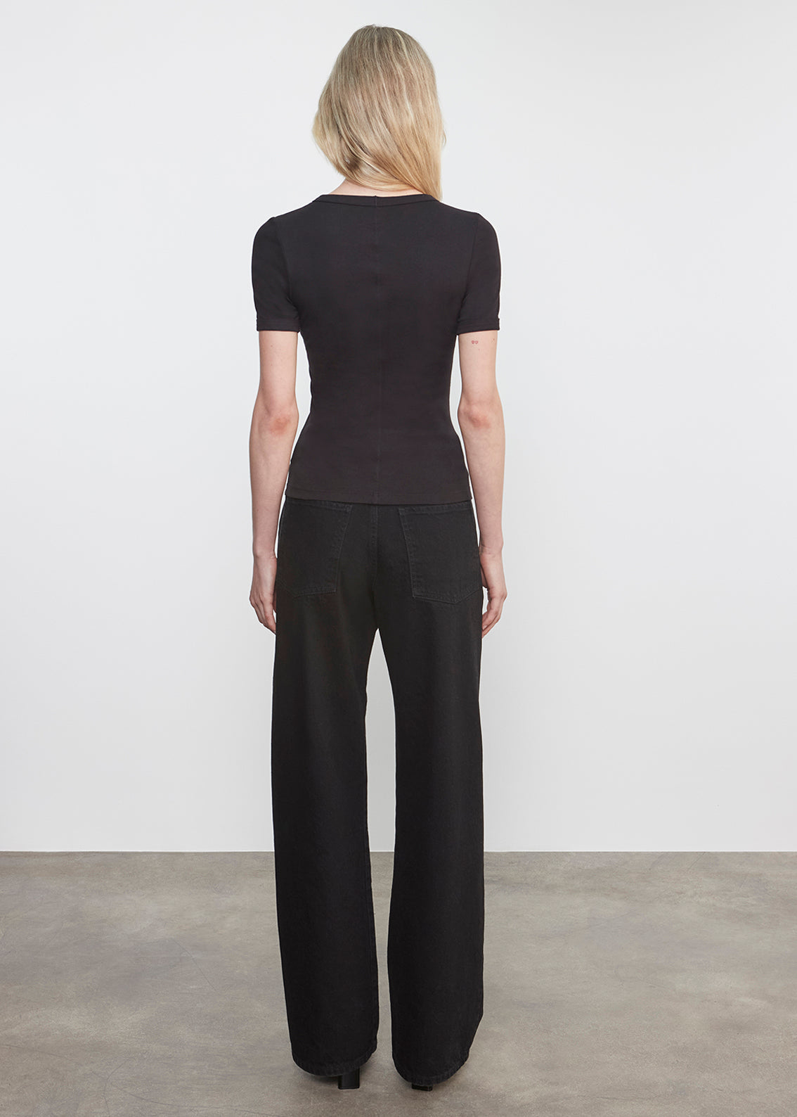 Supima Cotton New Classic S/S Tee | Black