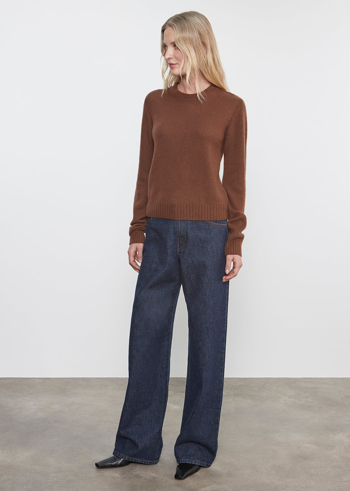 Cashmere Easy L/S Crew | Nutmeg