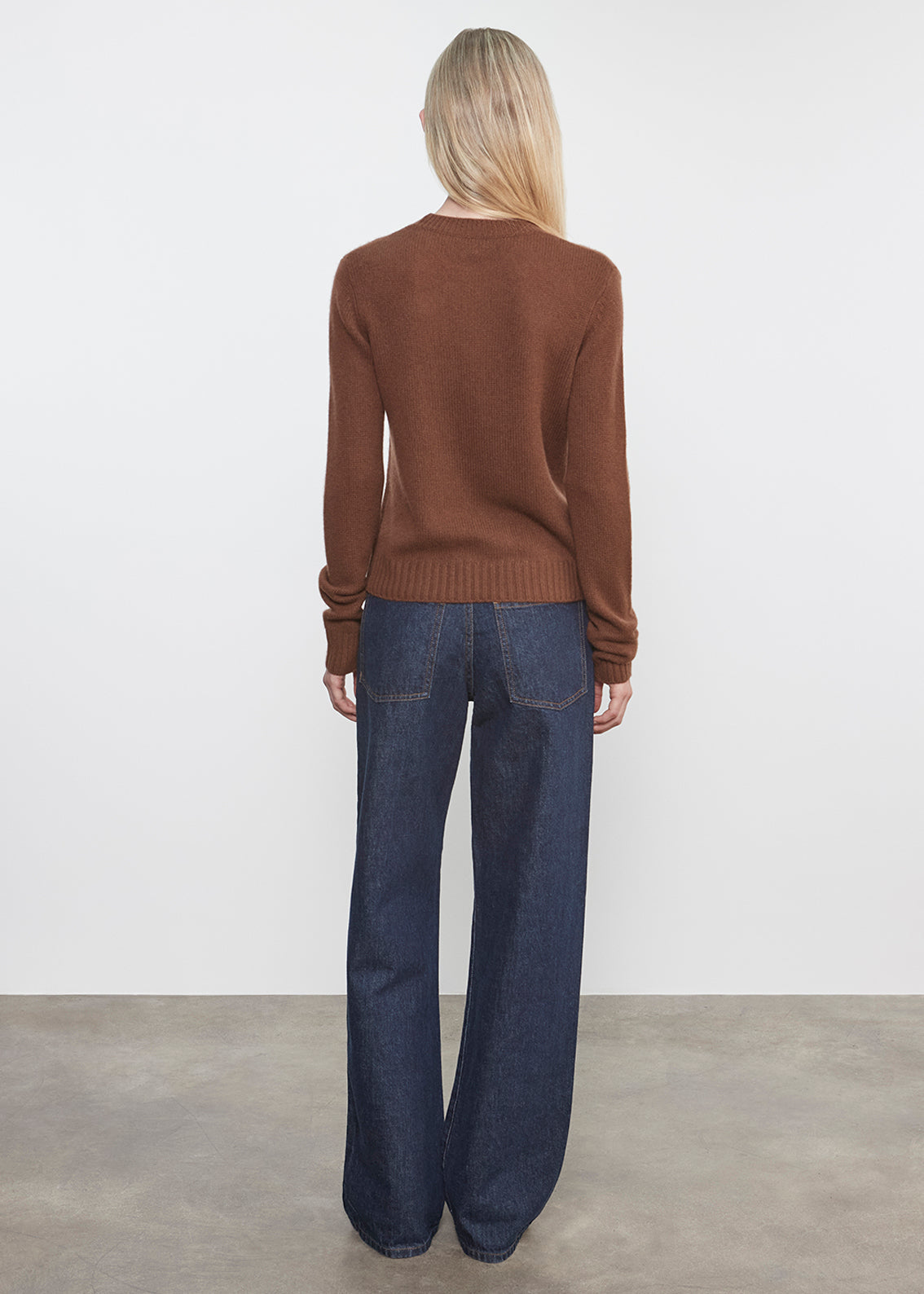Cashmere Easy L/S Crew | Nutmeg
