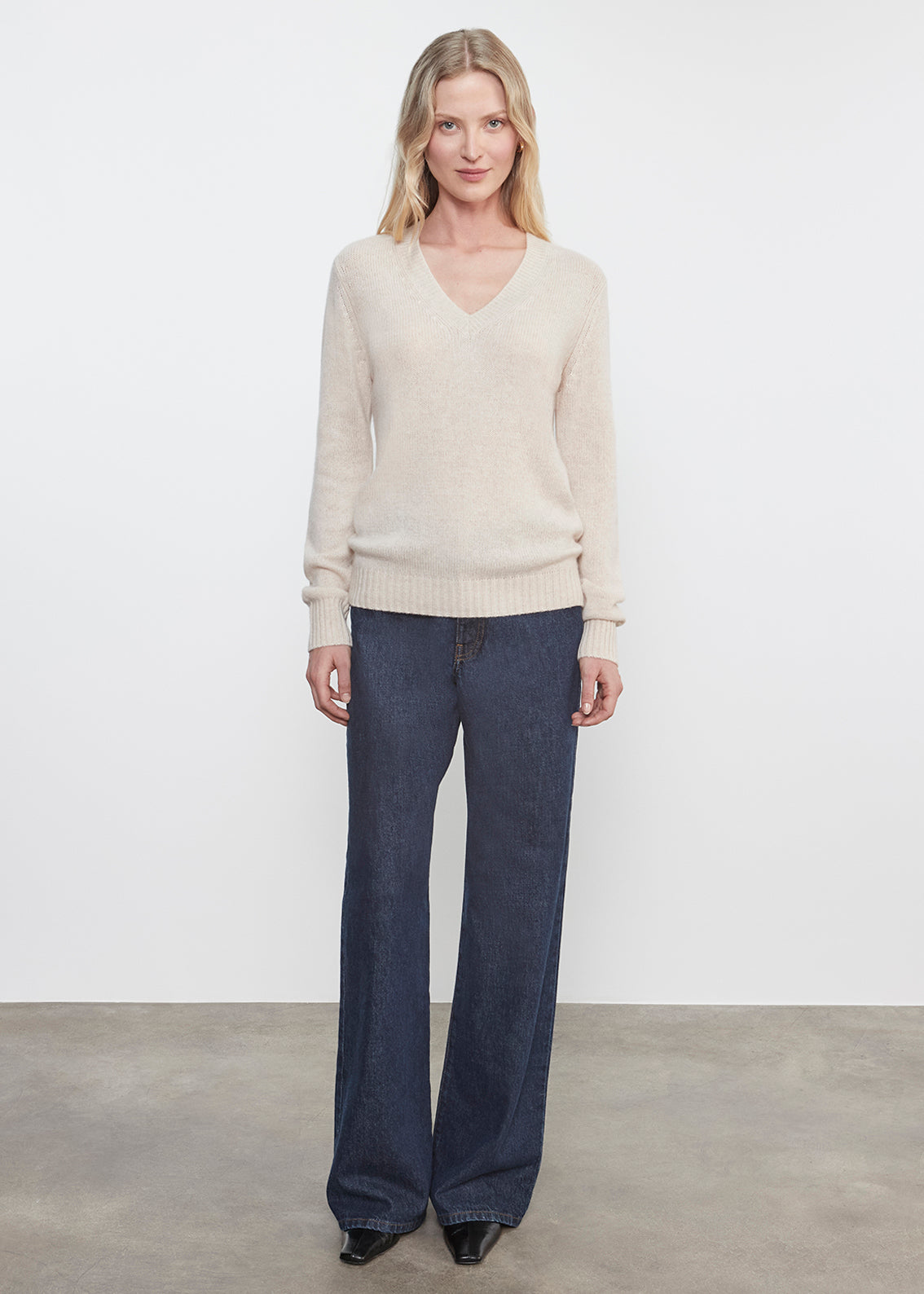 Cashmere V-Neck | Alabaster