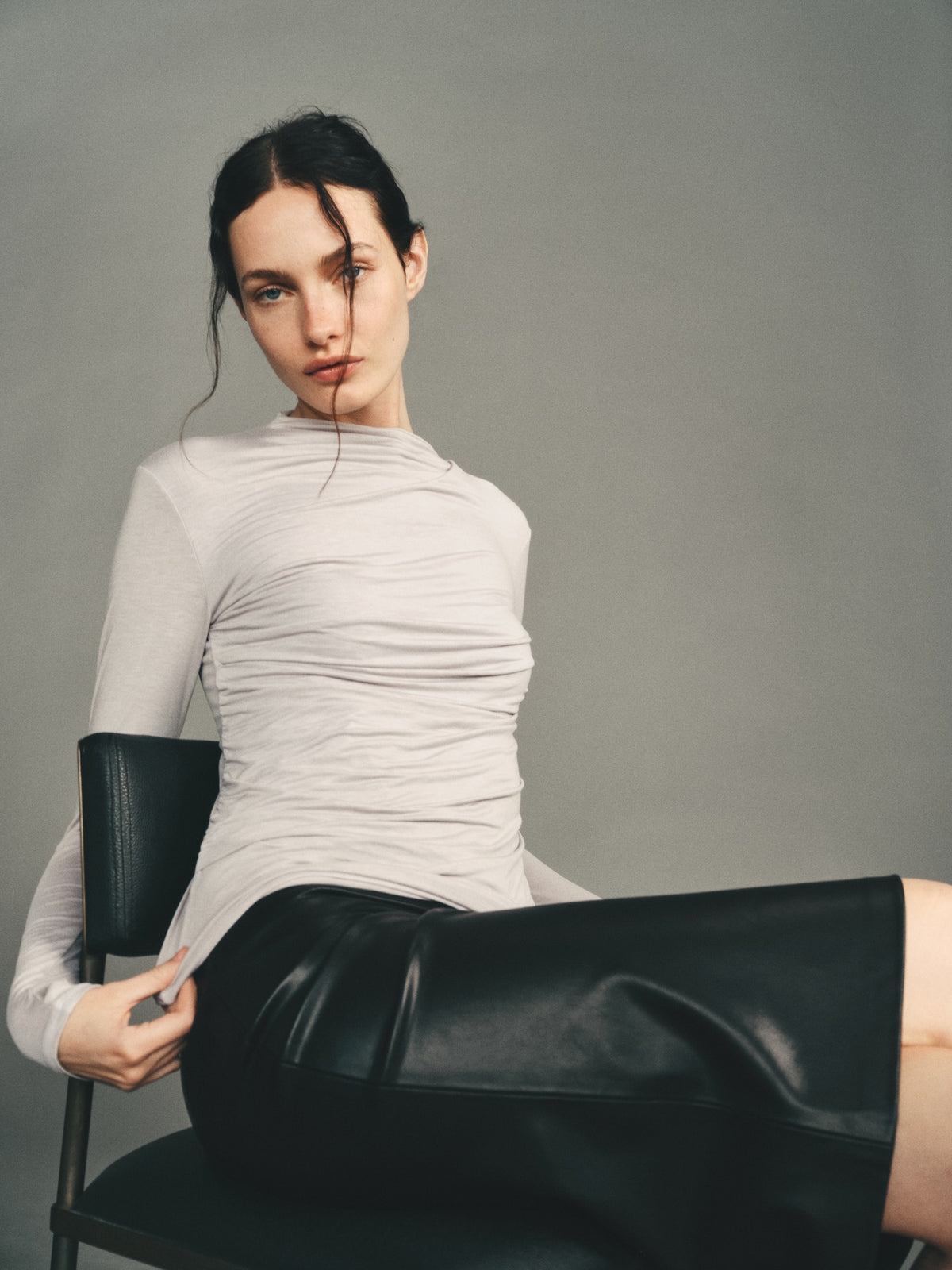 Fluid Jersey Twist Top | Light Grey