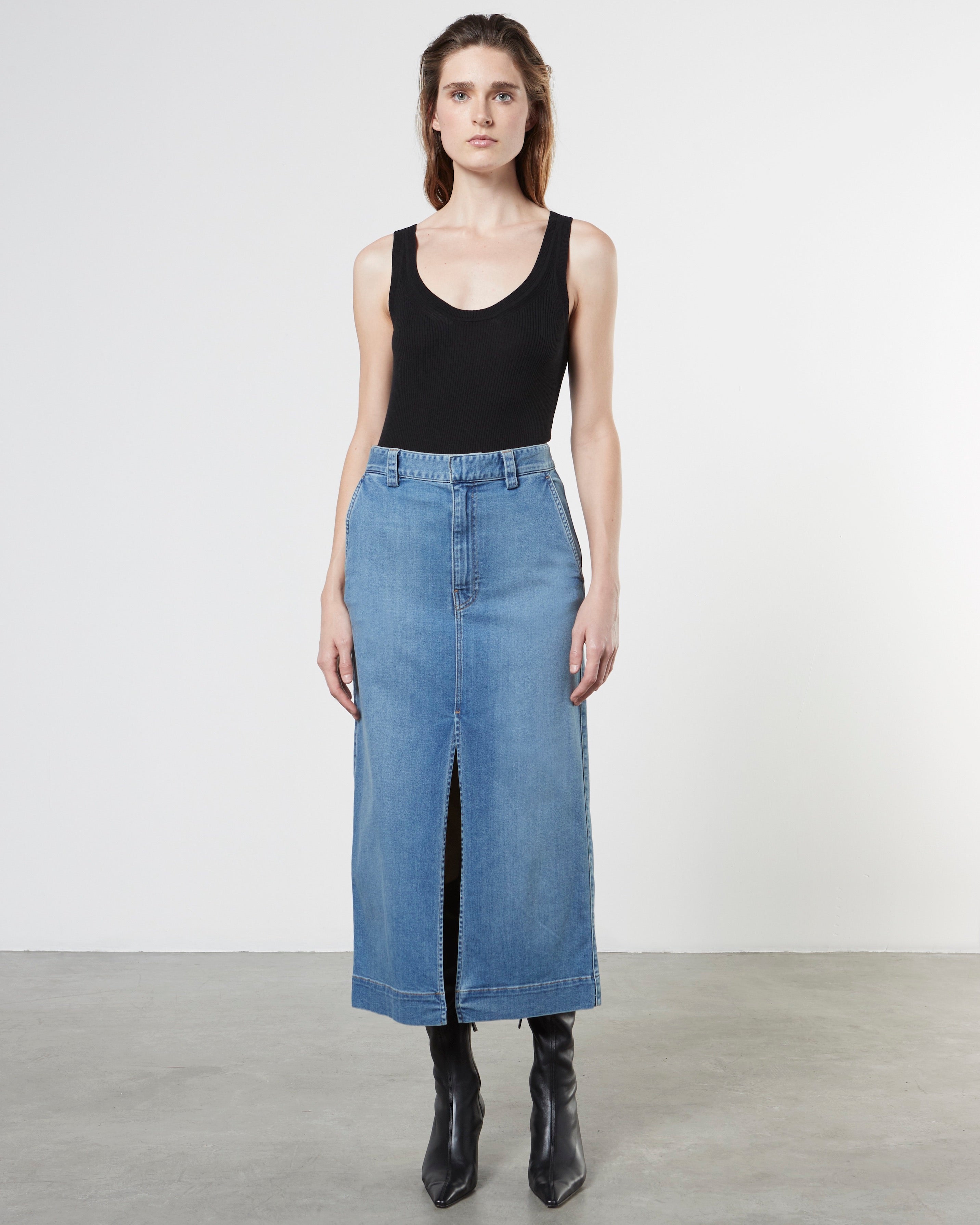 Soft Touch Slit Skirt | Mid Wash