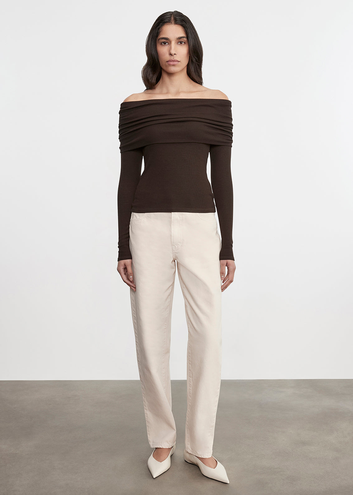Silk Rib L/S Off-Shoulder Top | Coffee Bean