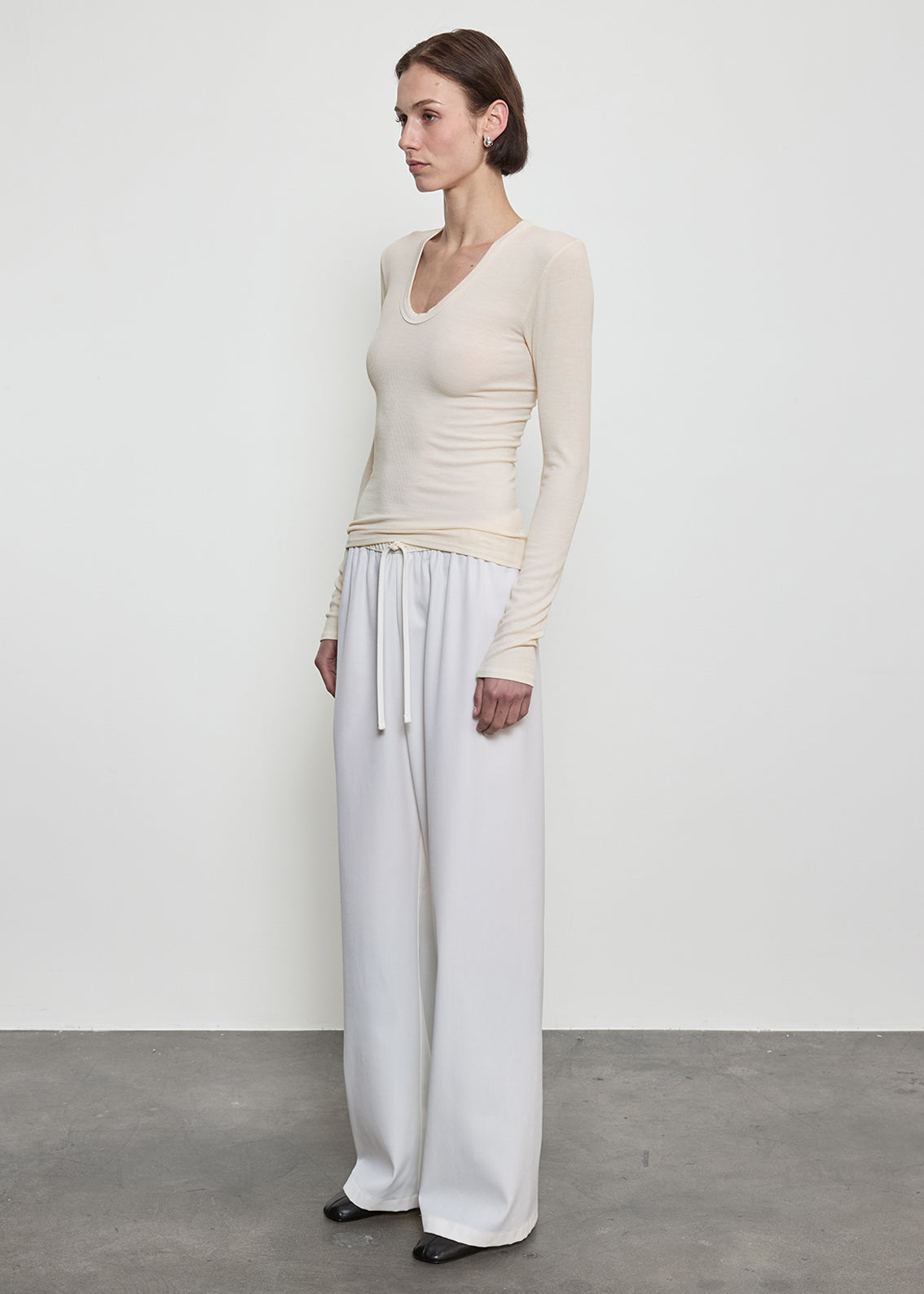 Fluid Silk Rib Essential U | Antique Cream