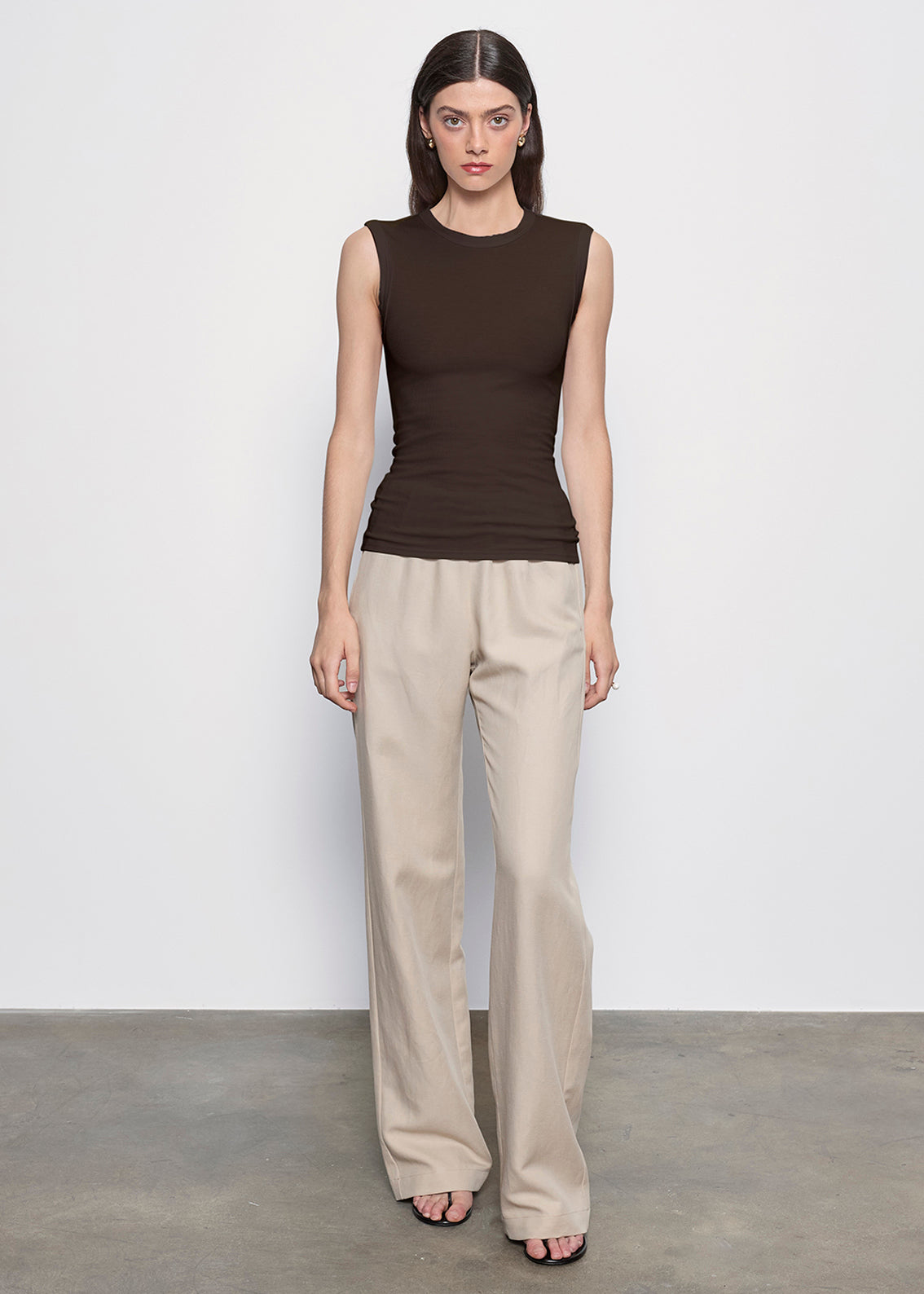 Silk Rib Sleeveless Tank | Coffee Bean