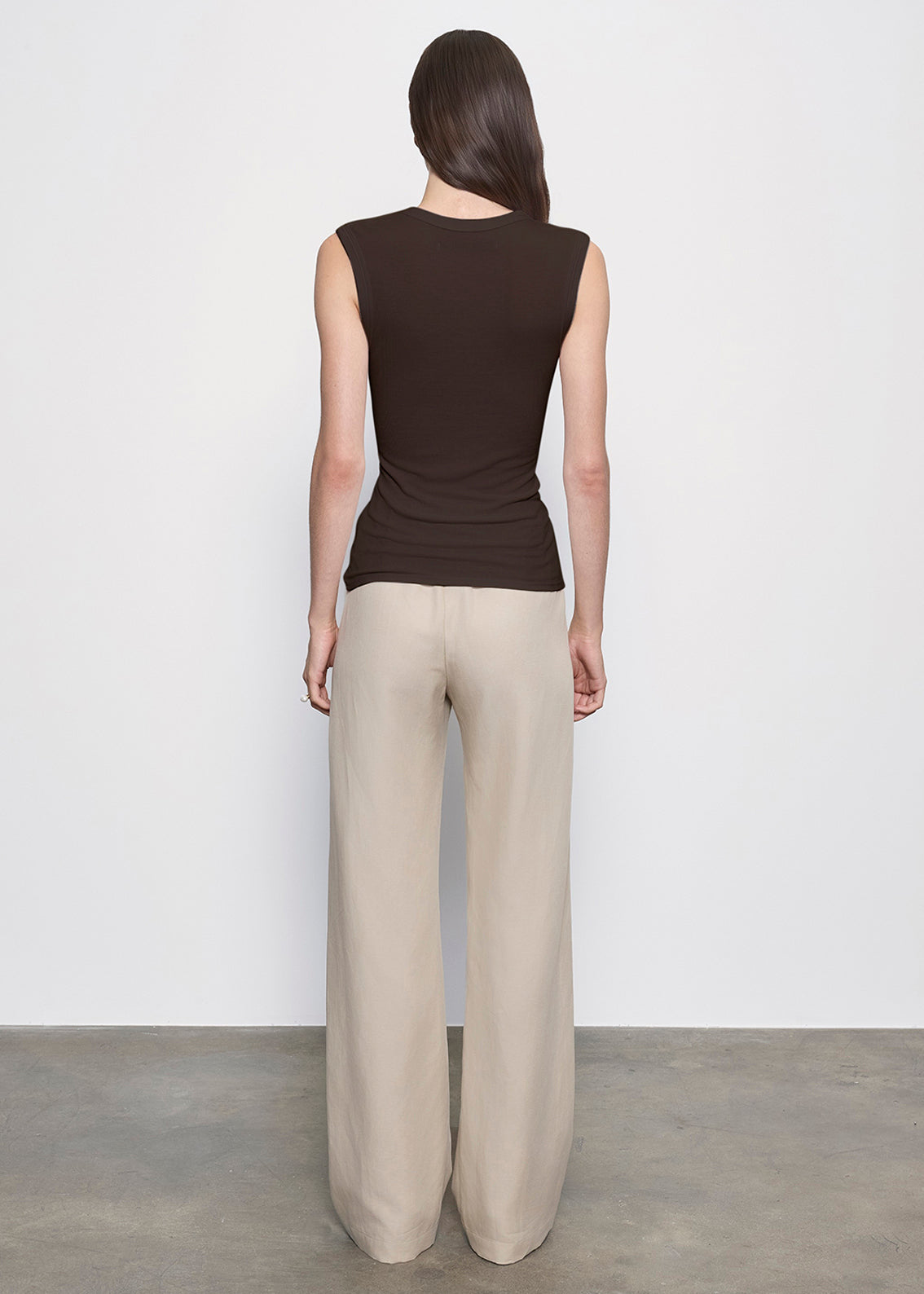 Silk Rib Sleeveless Tank | Coffee Bean