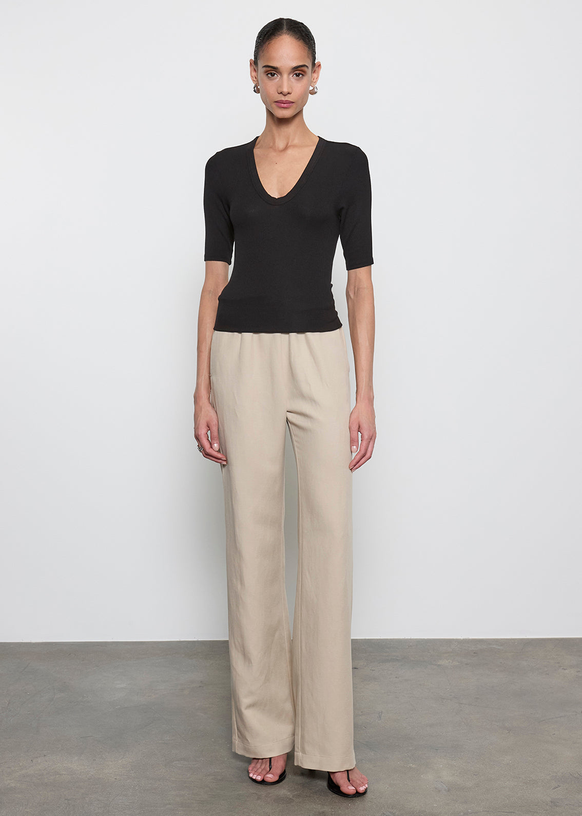 Stretch Silk Rib Half Sleeve U | Black