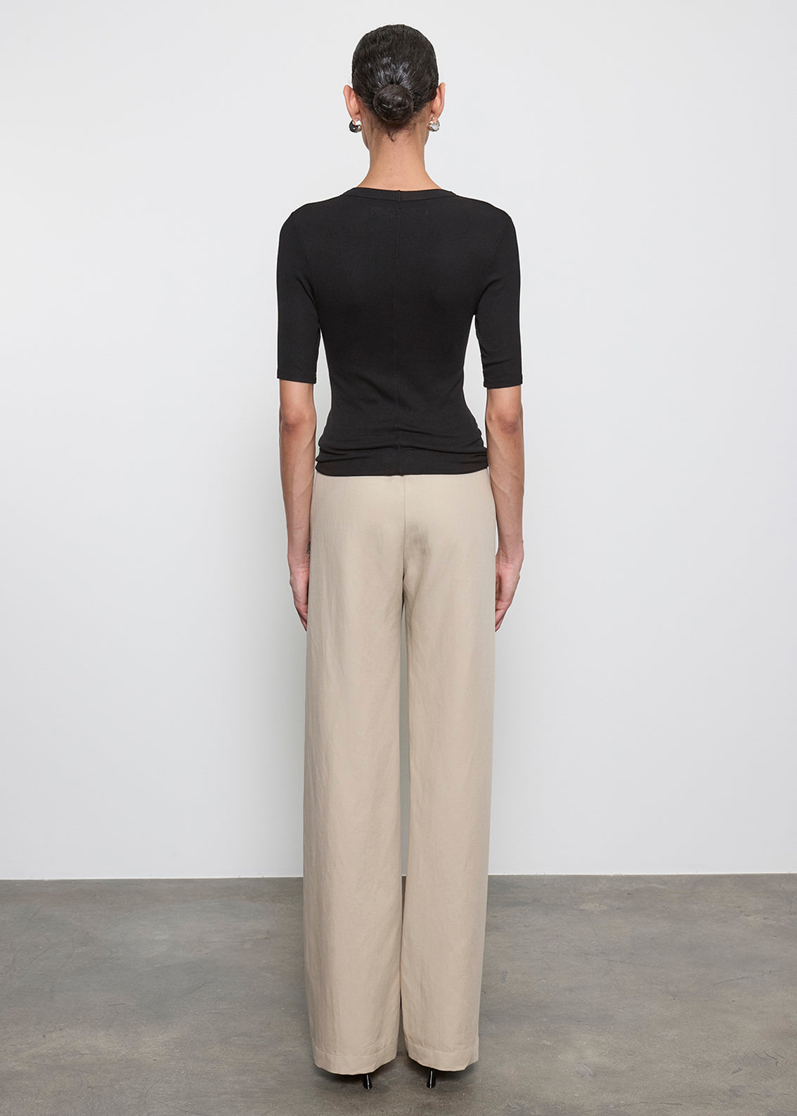 Stretch Silk Rib Half Sleeve U | Black