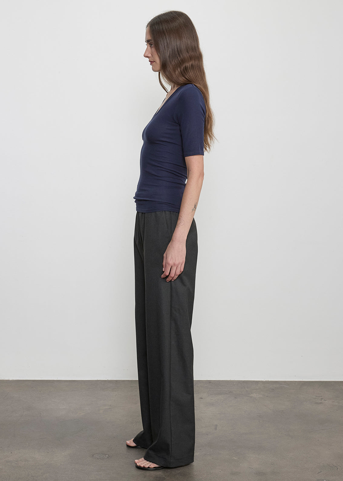 Fluid Silk Rib Half Sleeve U | Indigo