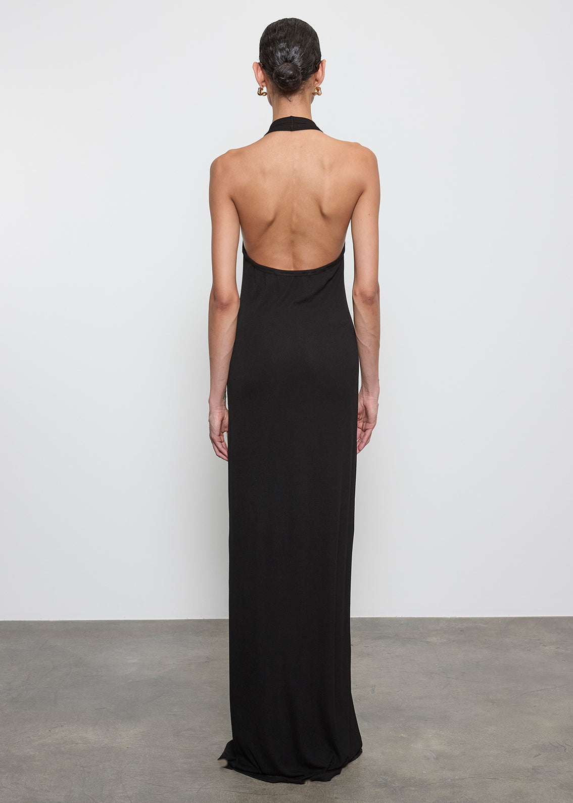 Silk Rib U Halter Fluid Maxi Dress | Black