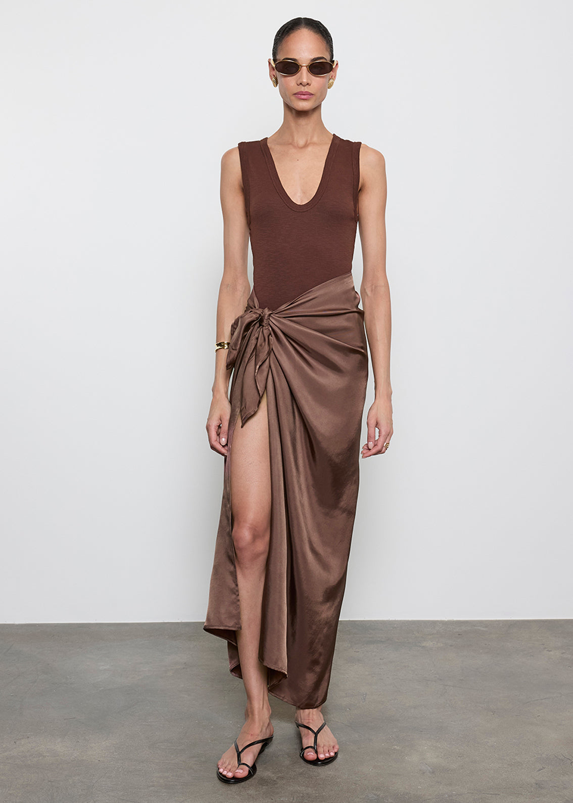 Textured Knit Sleeveless U | Chocolate