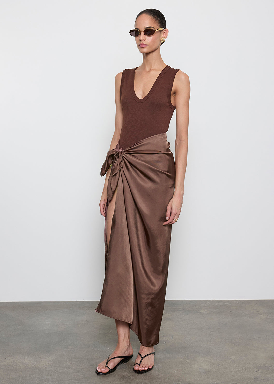 Textured Knit Sleeveless U | Chocolate