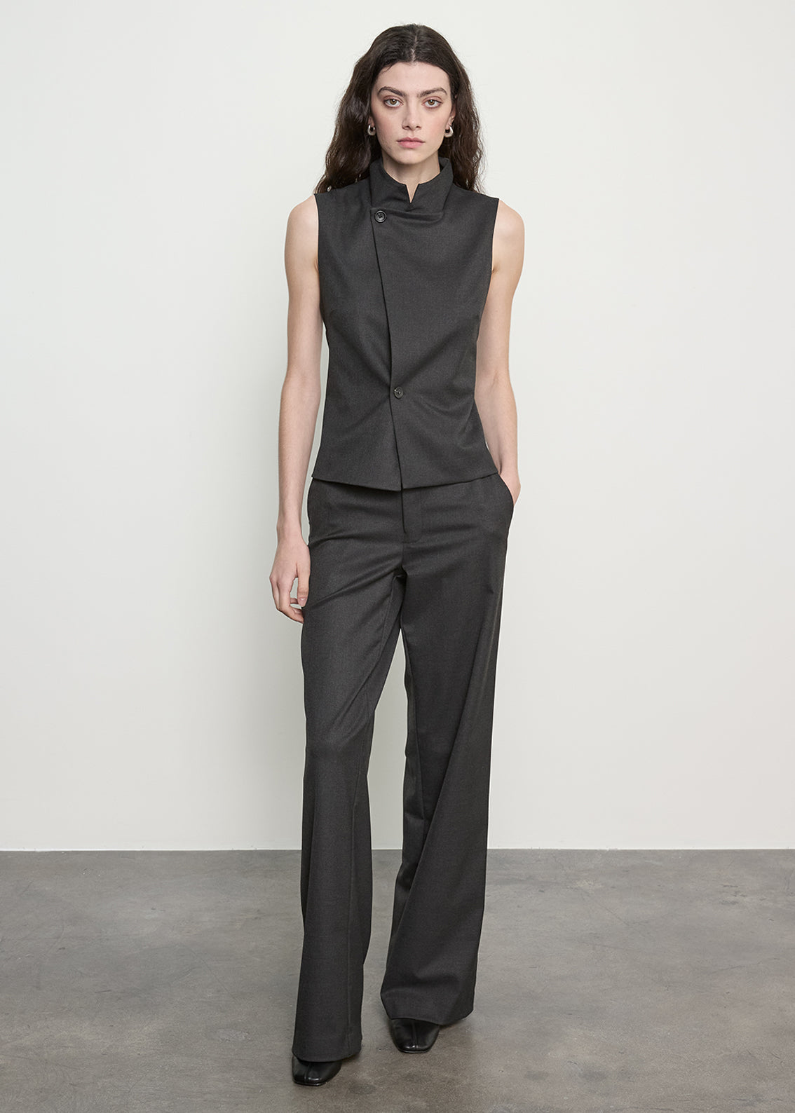 Suiting Hi-Neck Vest | Dark Charcoal