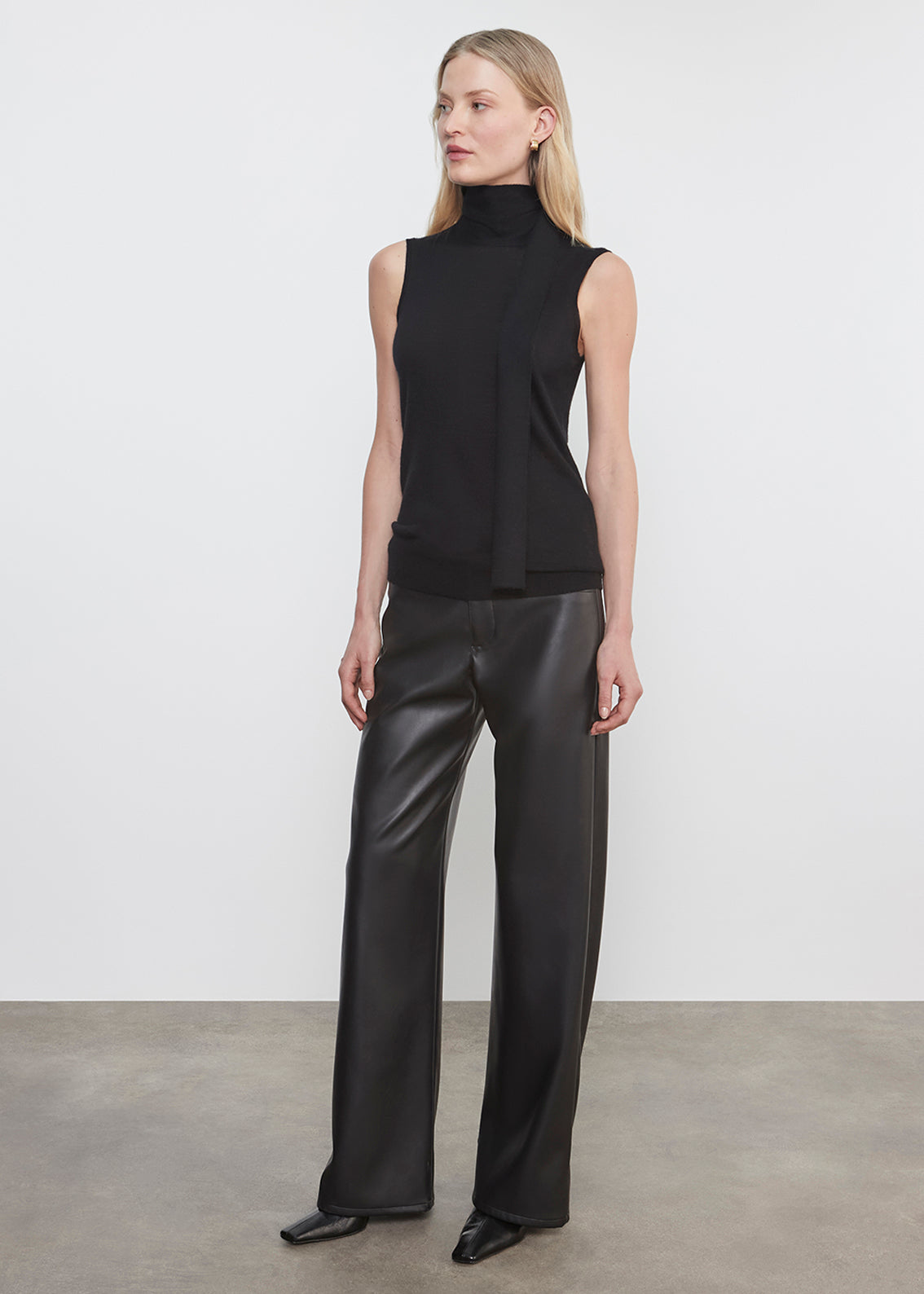 Leather Straight Leg | Black